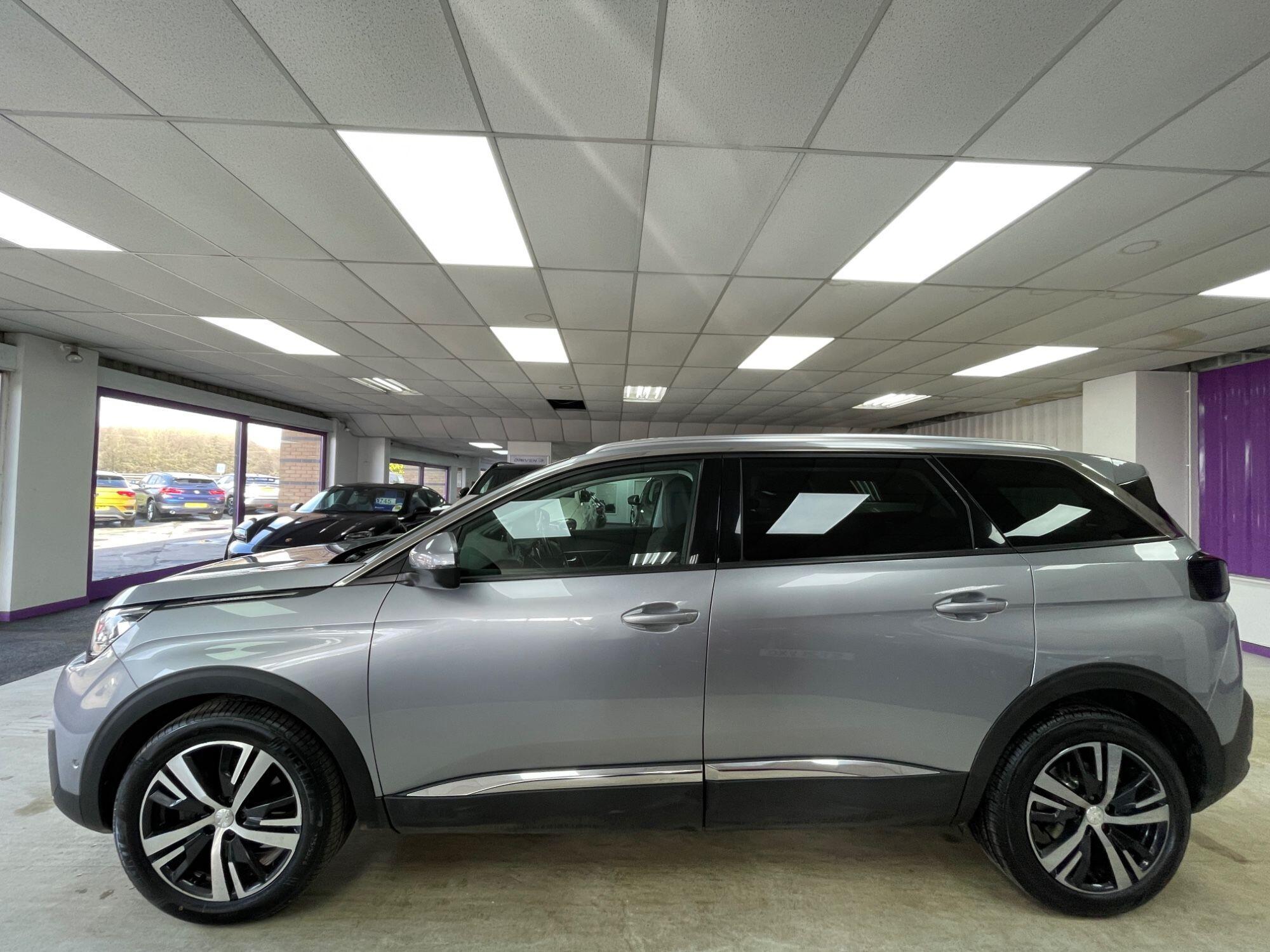 Peugeot 5008 - Image 12