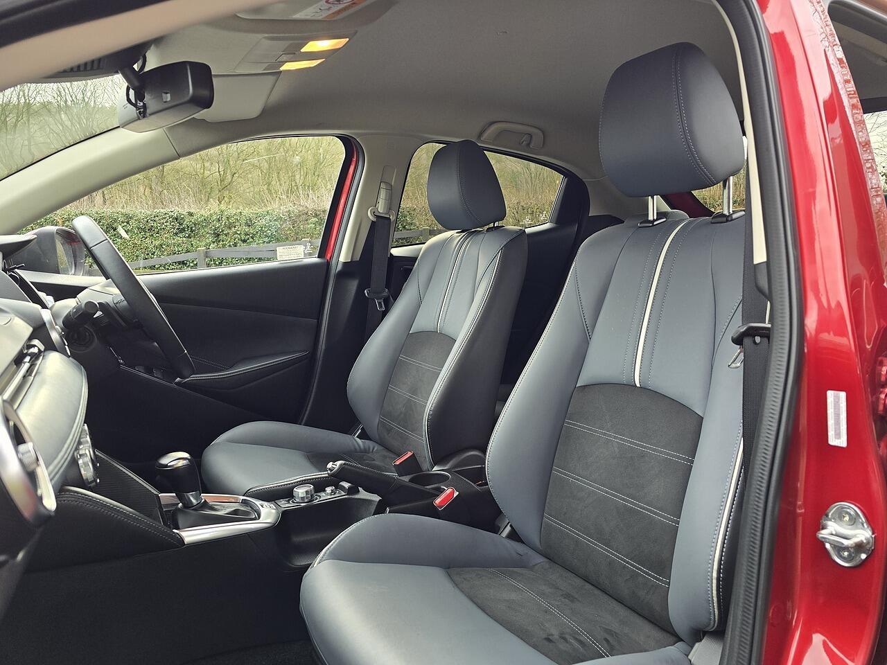 Mazda MAZDA2 - Image 6