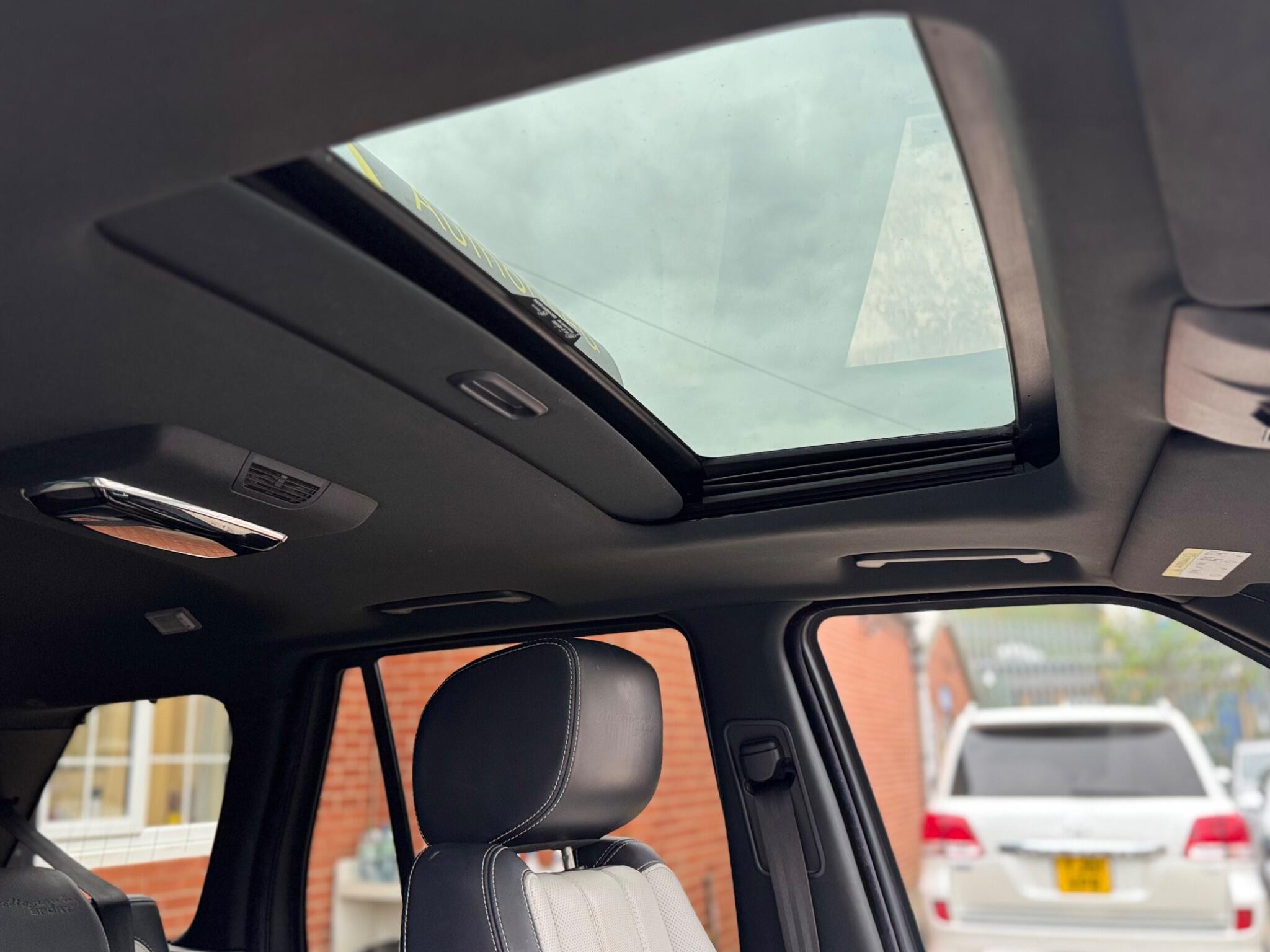 Land Rover RANGE ROVER SPORT - Image 35