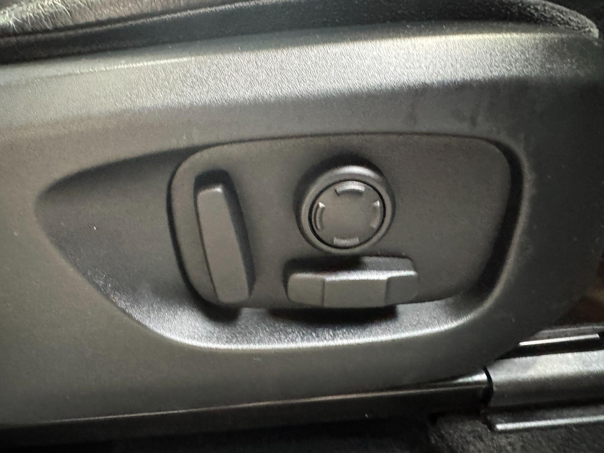 Land Rover DISCOVERY SPORT - Image 75