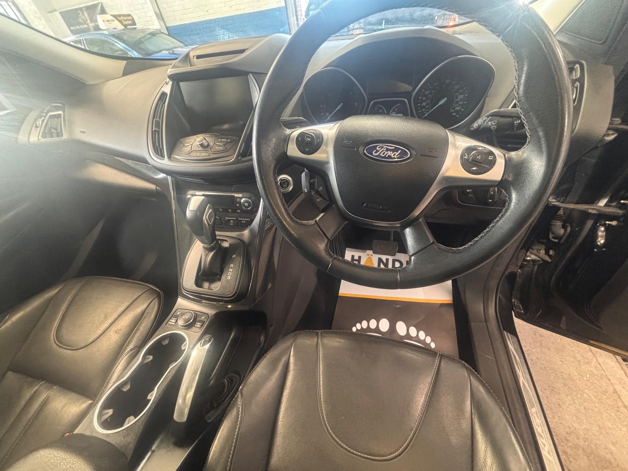 Ford Kuga - Image 19