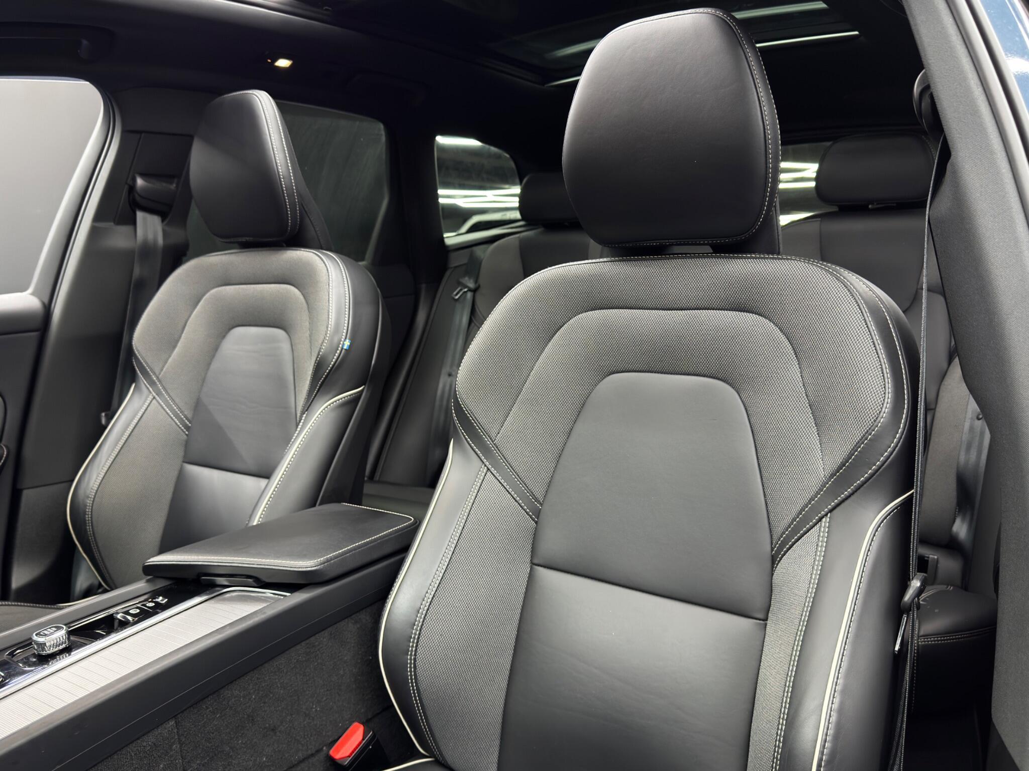 Volvo XC60 - Image 14