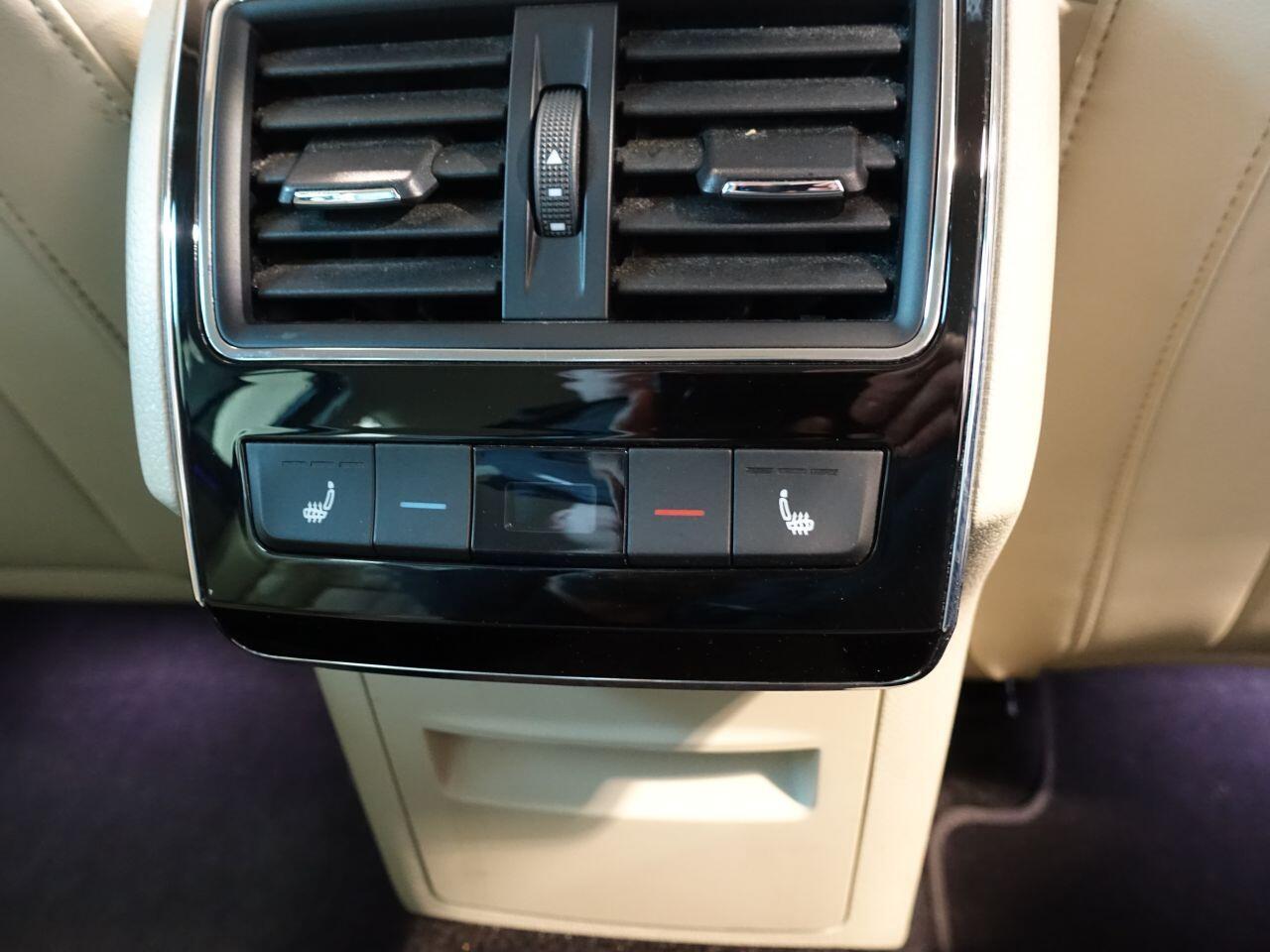 Skoda Superb - Image 33