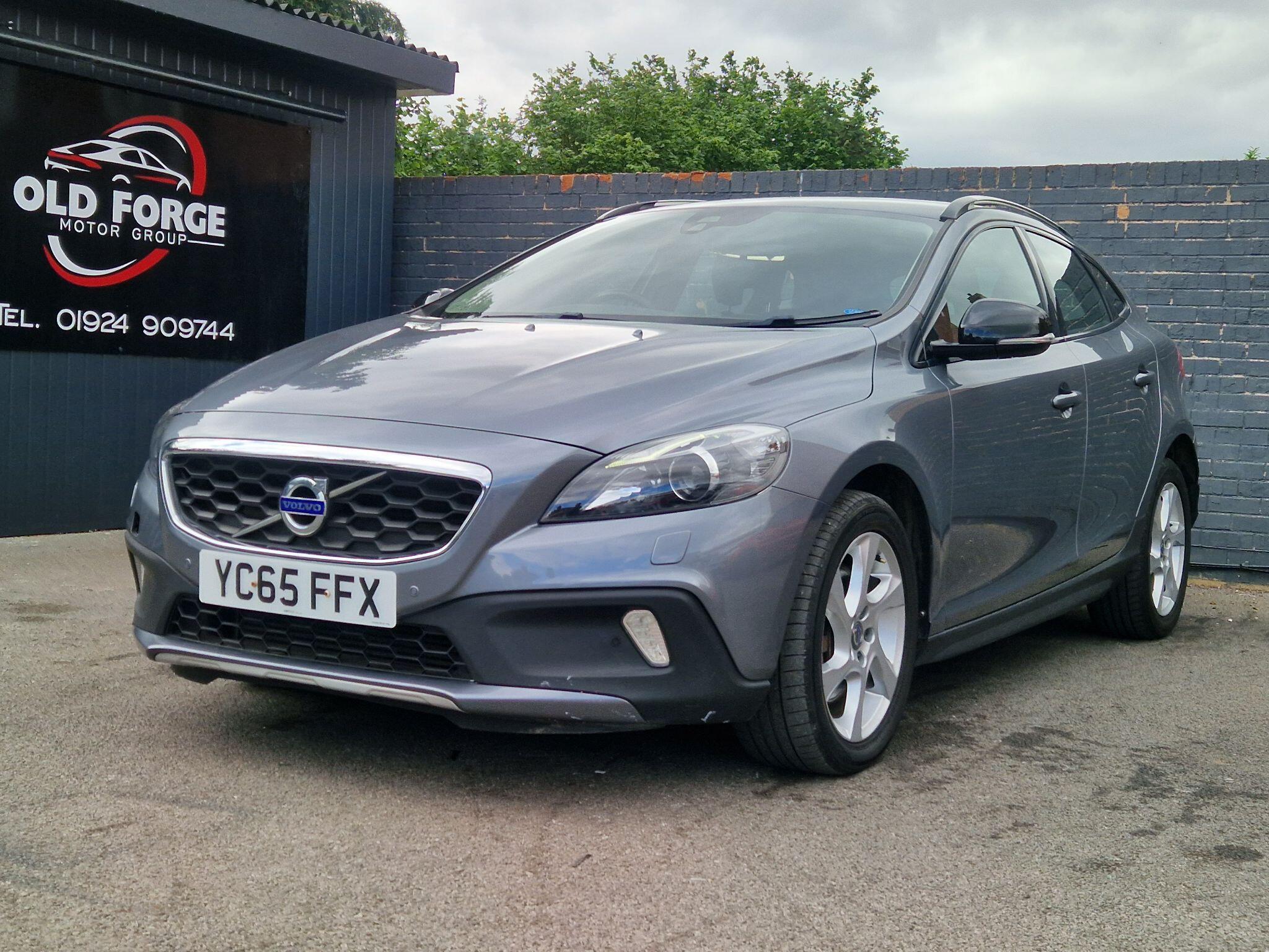 Volvo V40 CROSS COUNTRY - Image 20