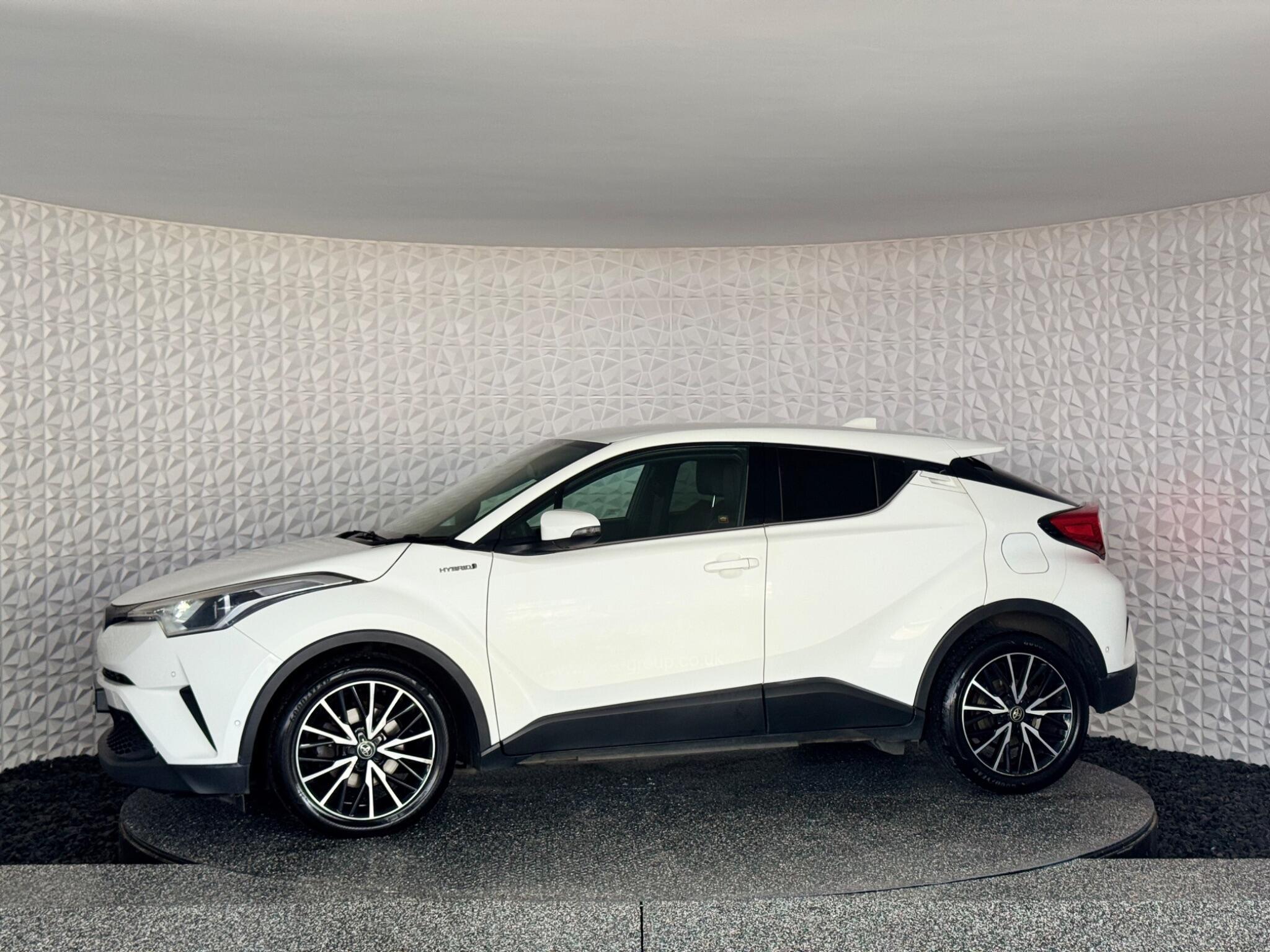 Toyota C-Hr - Image 18
