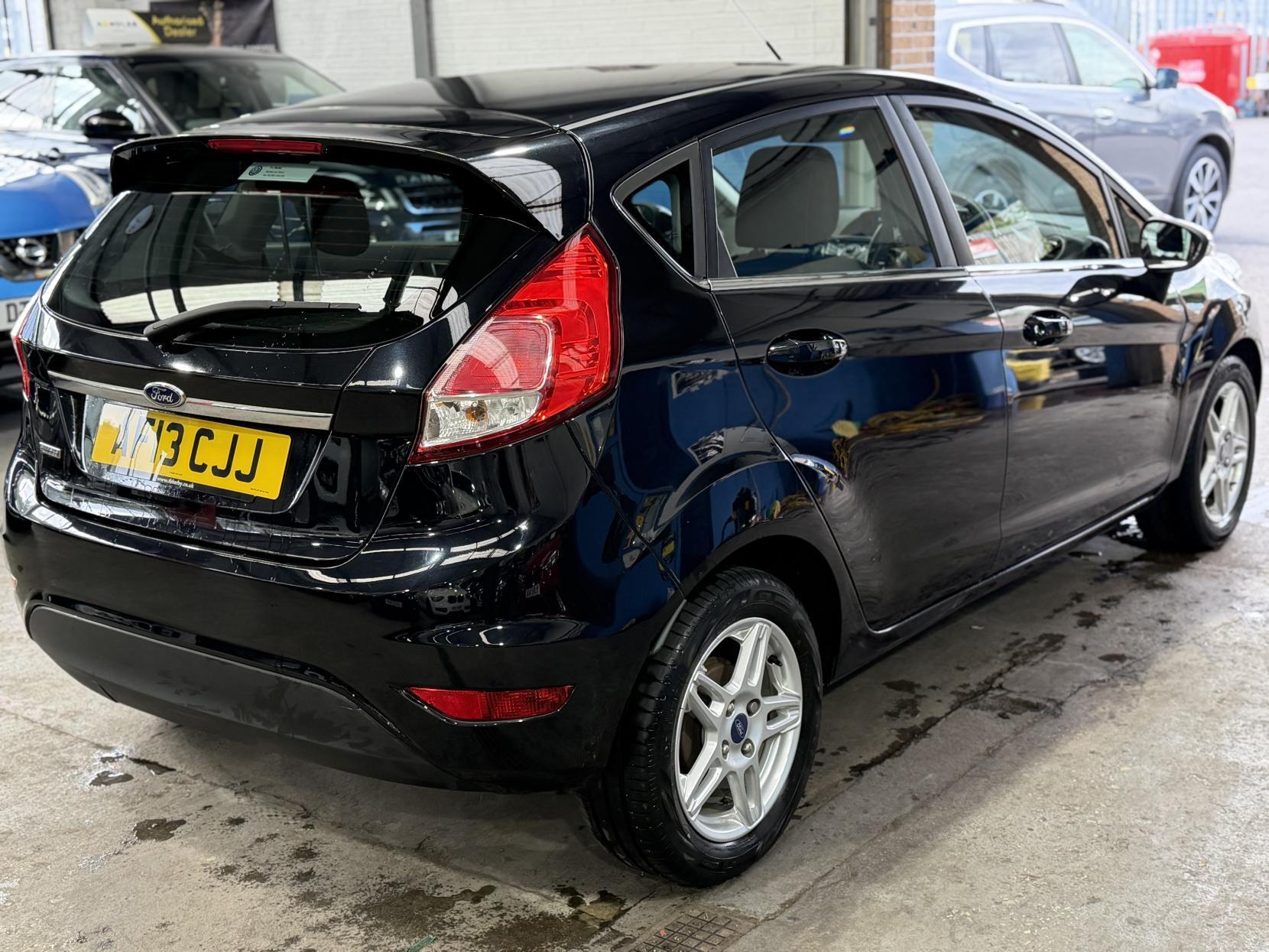 Ford Fiesta - Image 8