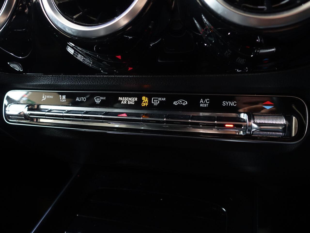 Mercedes-benz GLA - Image 23