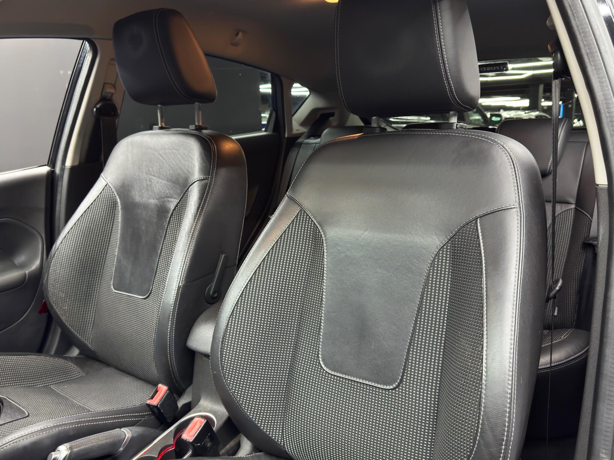 Ford Fiesta - Image 14