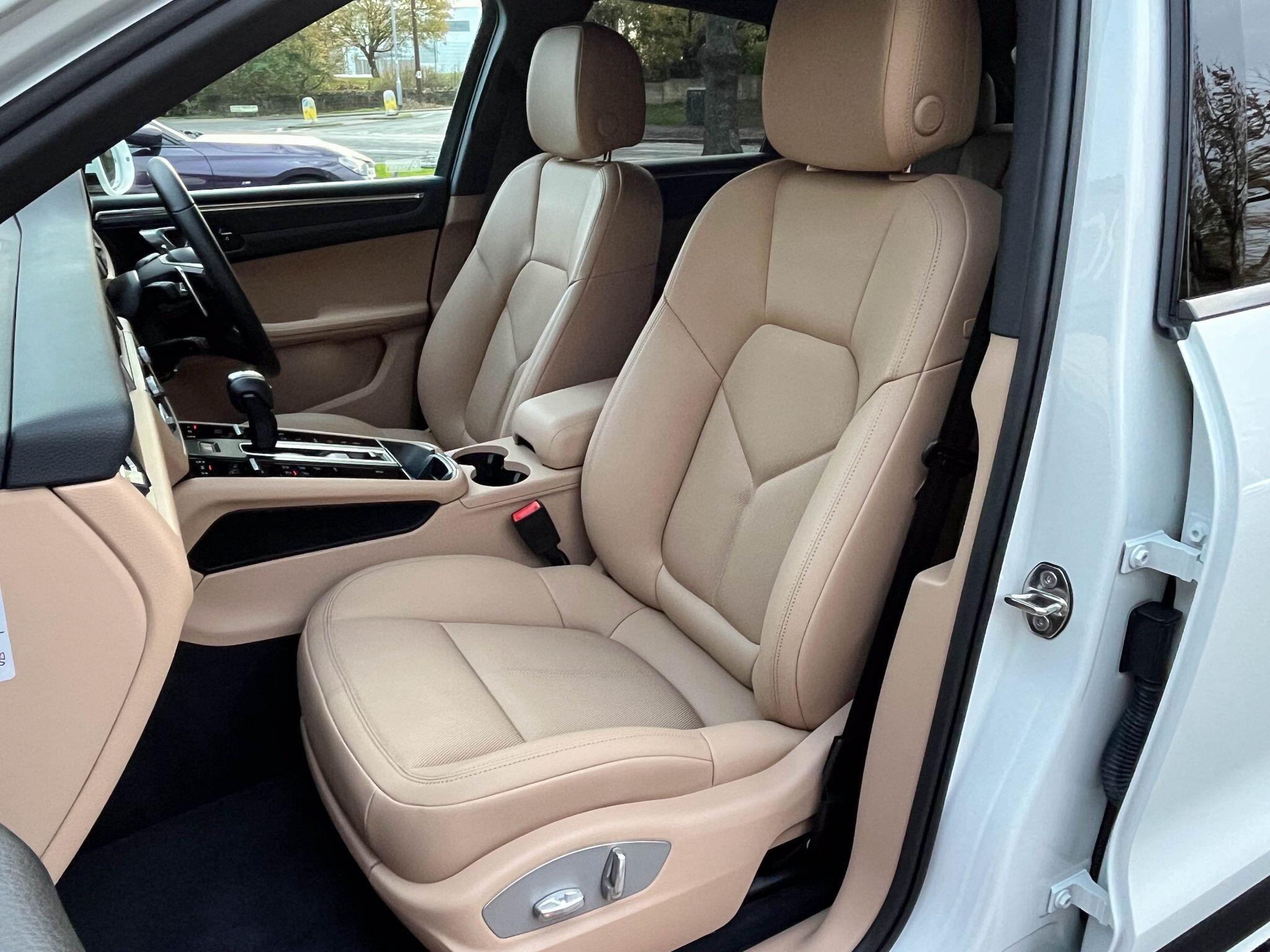 Porsche Macan - Image 8
