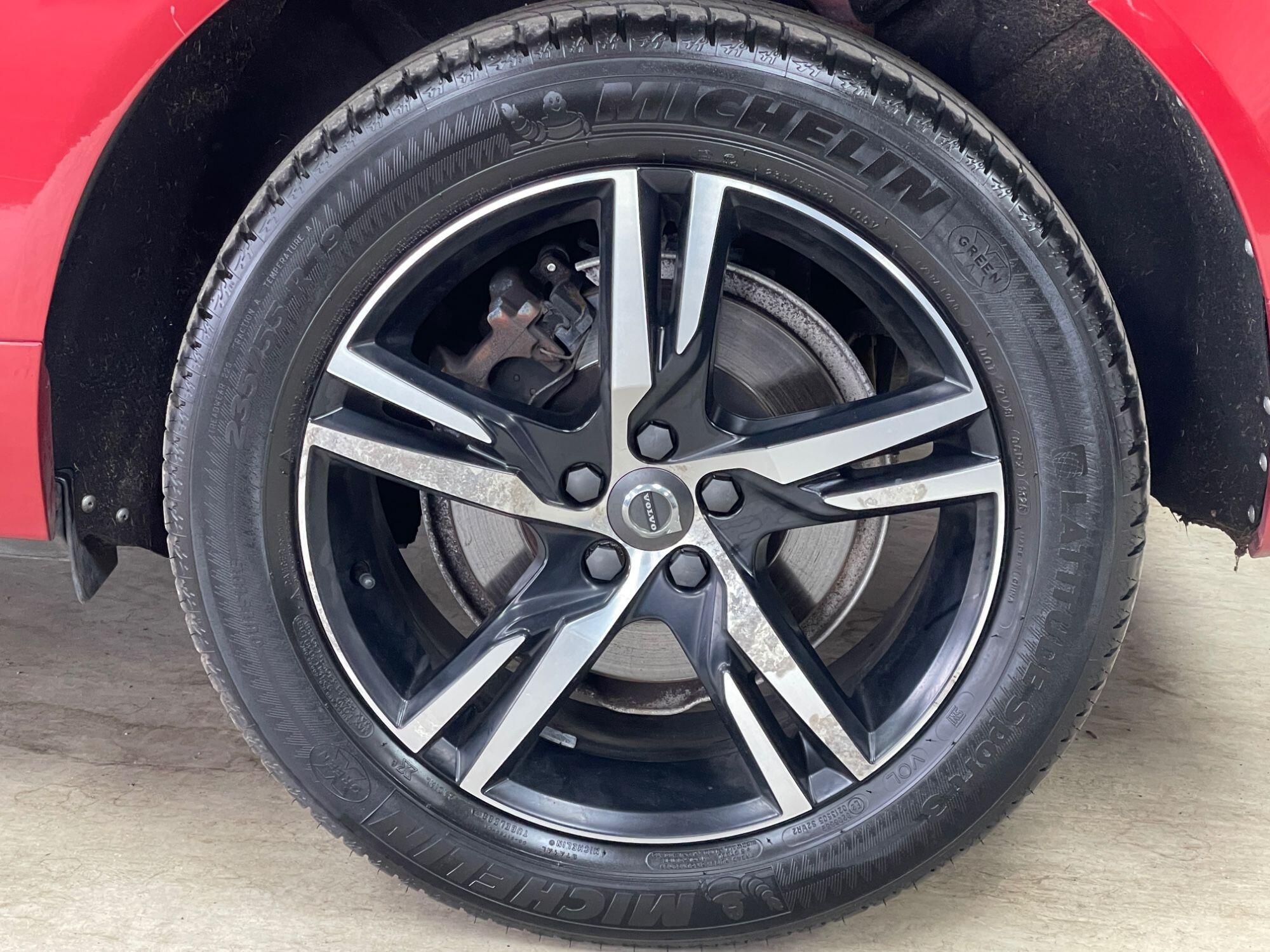 Volvo XC60 - Image 17