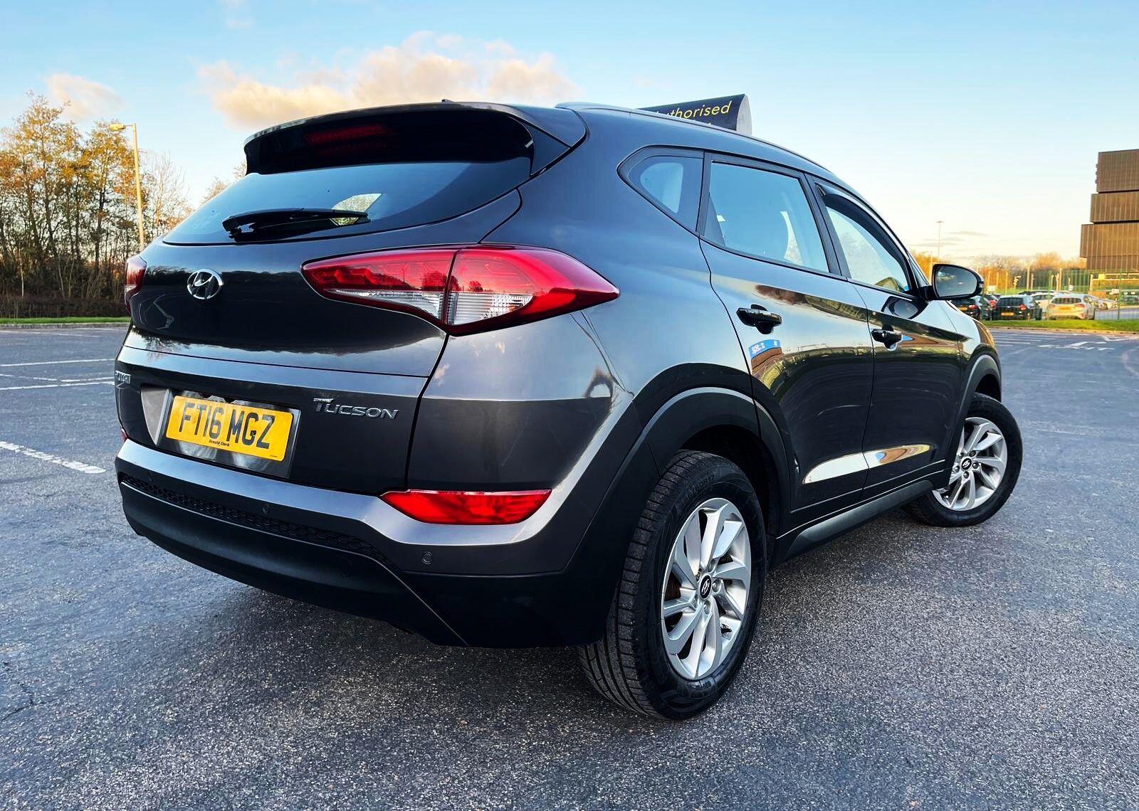 Hyundai Tucson - Image 12
