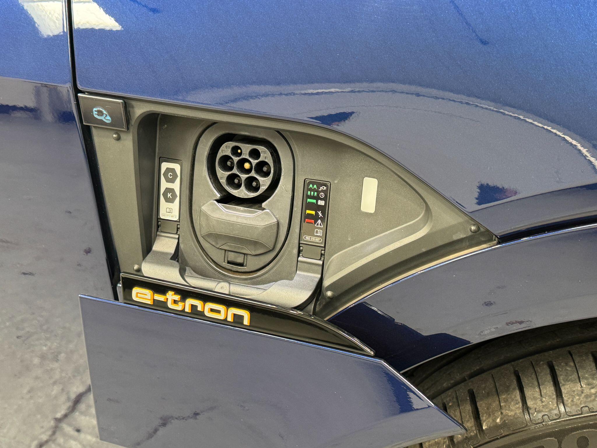 Audi E-Tron - Image 81