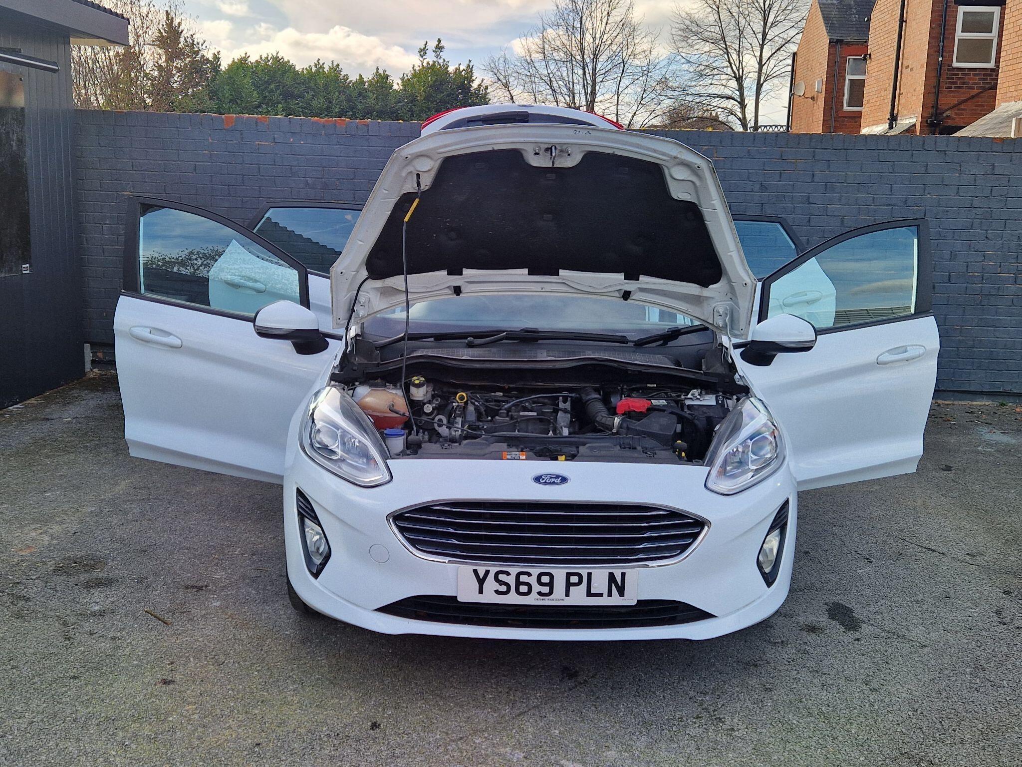 Ford Fiesta - Image 13
