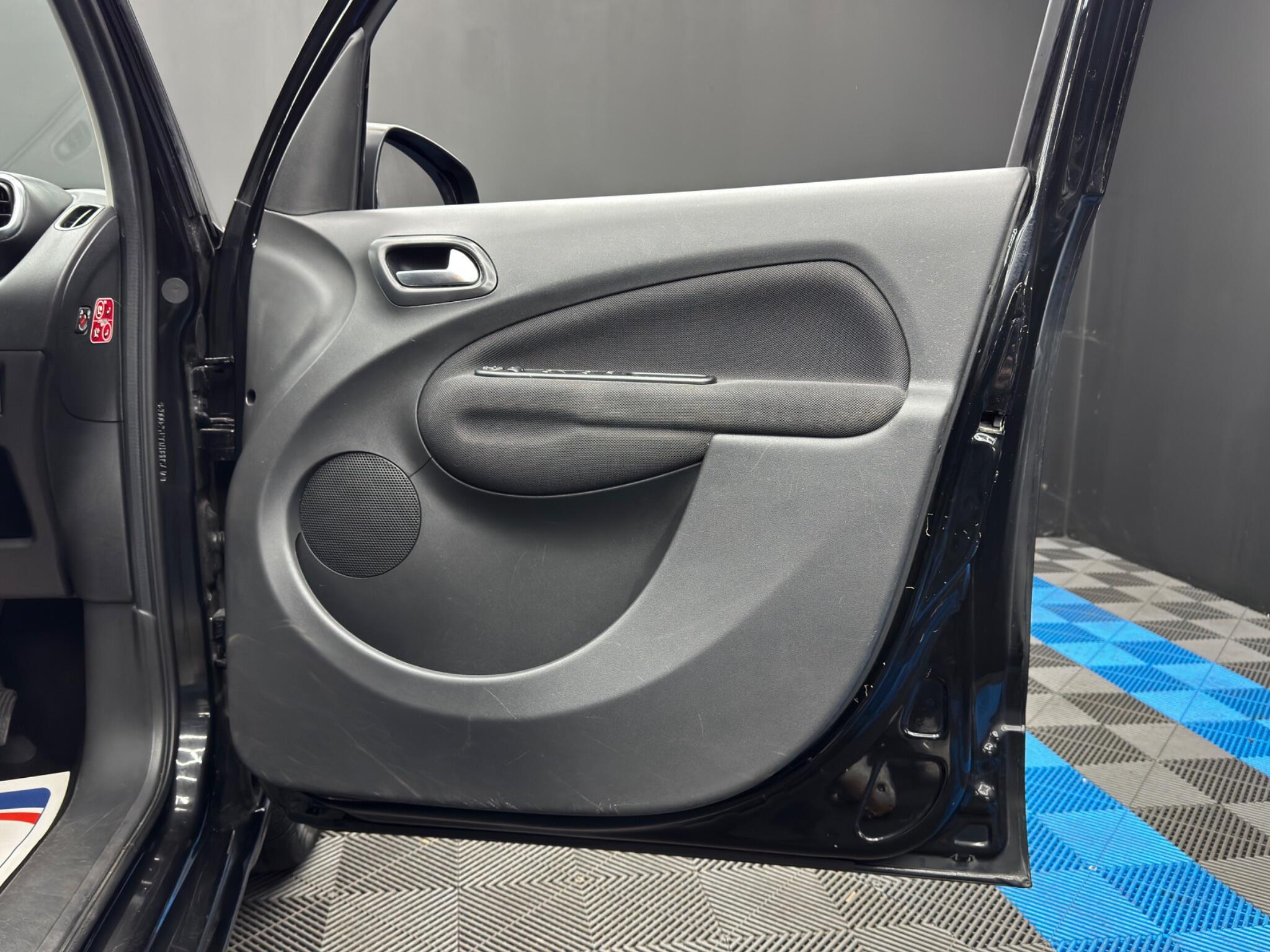 Citroen C3 Picasso - Image 29