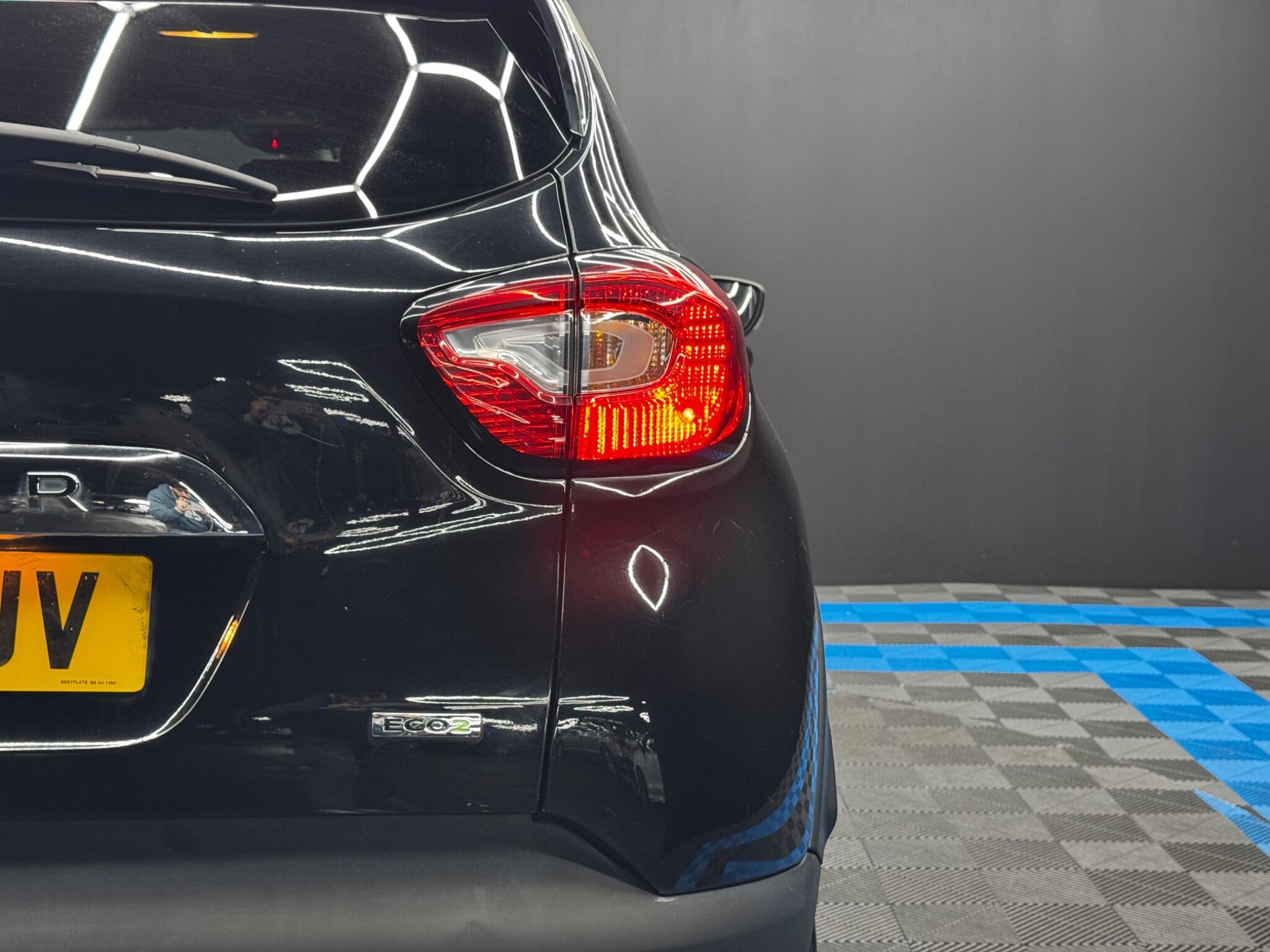 Renault Captur - Image 37