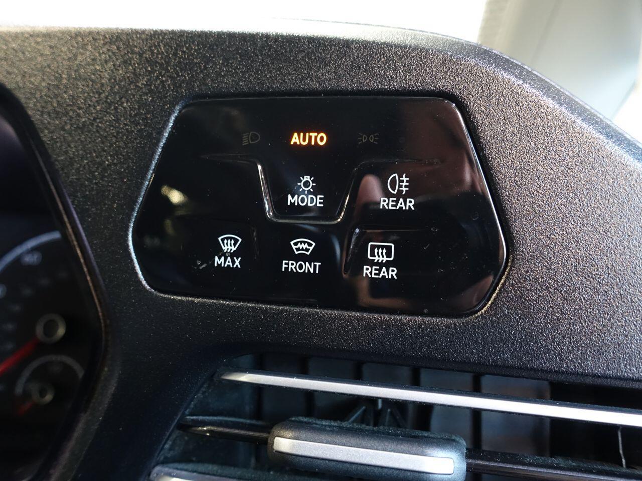 Volkswagen Caddy Maxi - Image 26