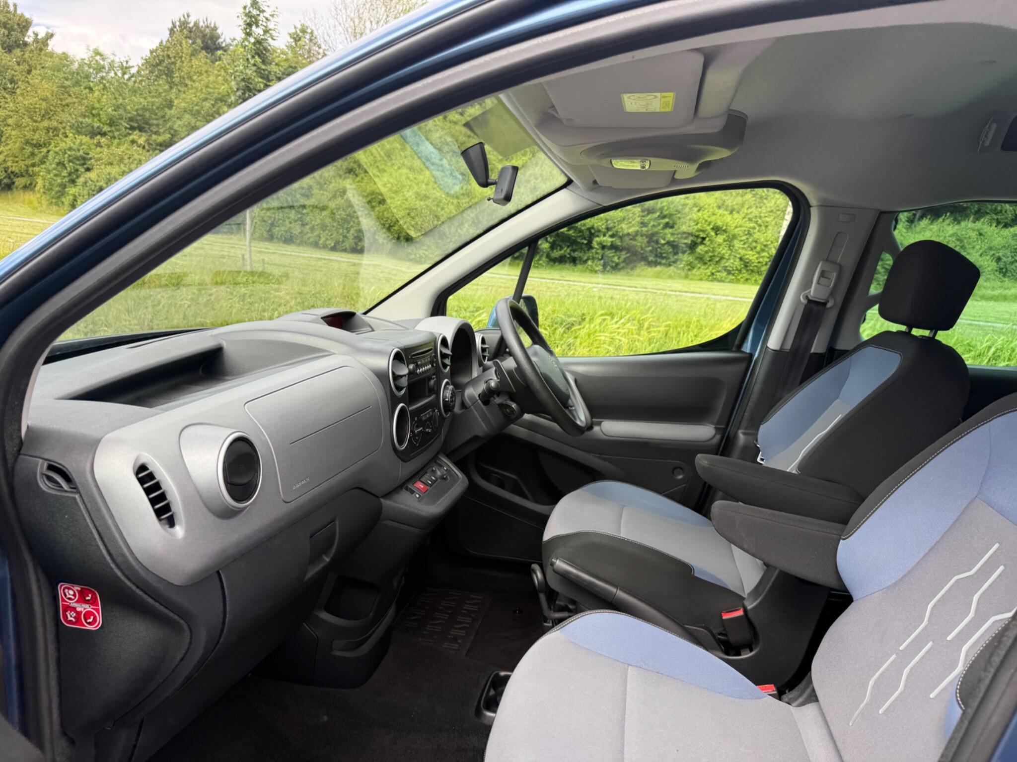 Peugeot Horizon - Image 10