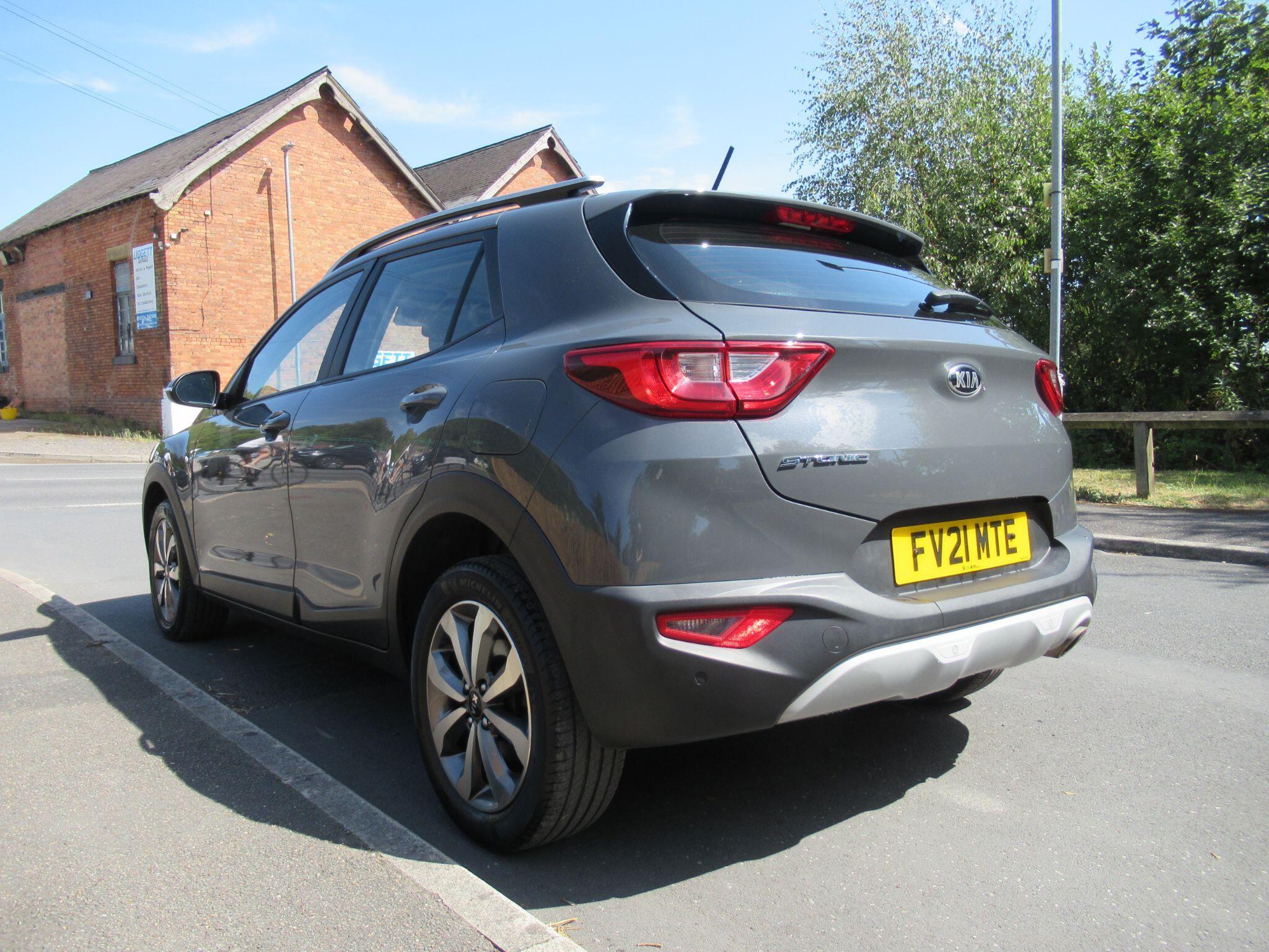 Kia Stonic - Image 6