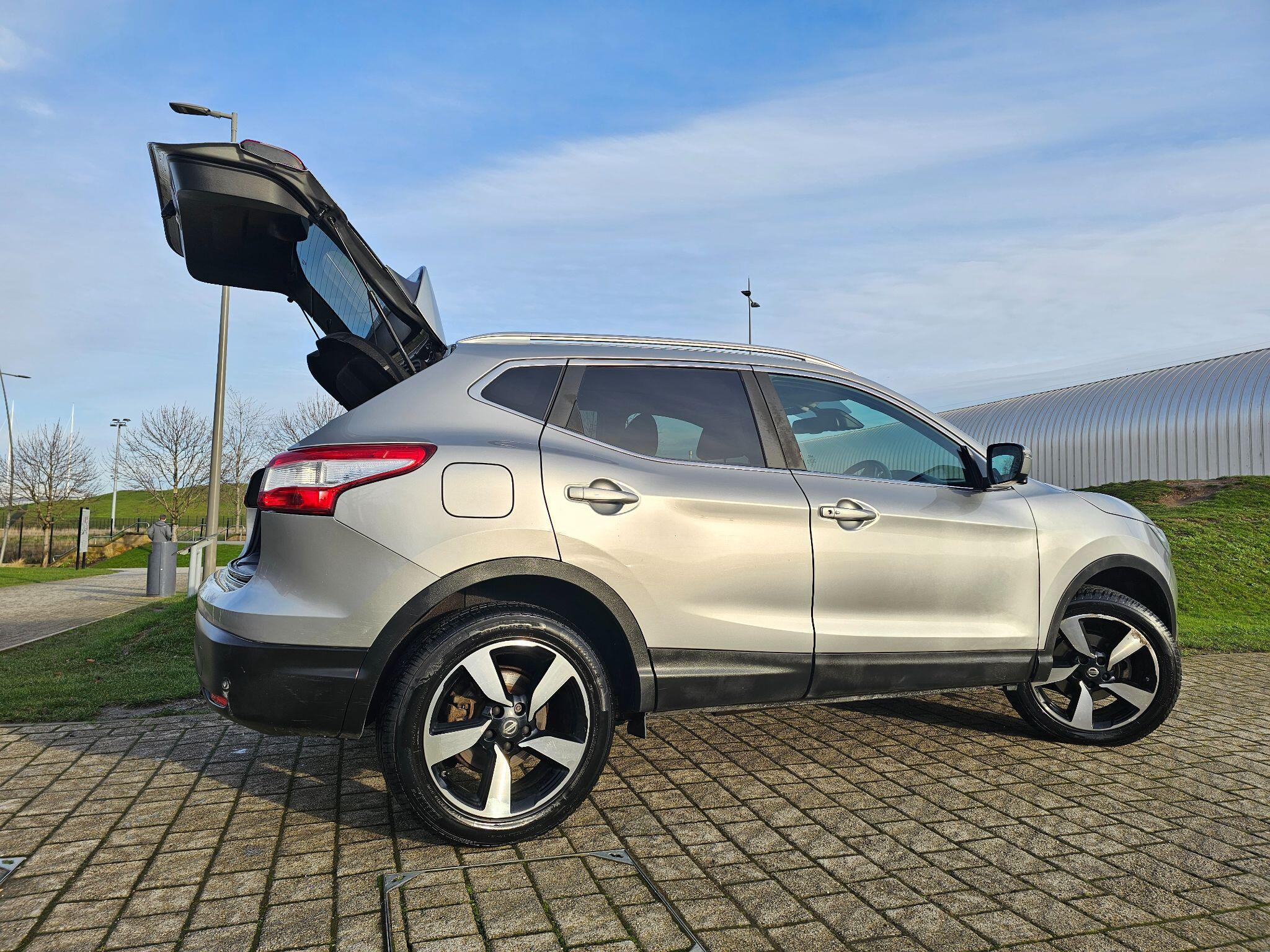 Nissan Qashqai - Image 17