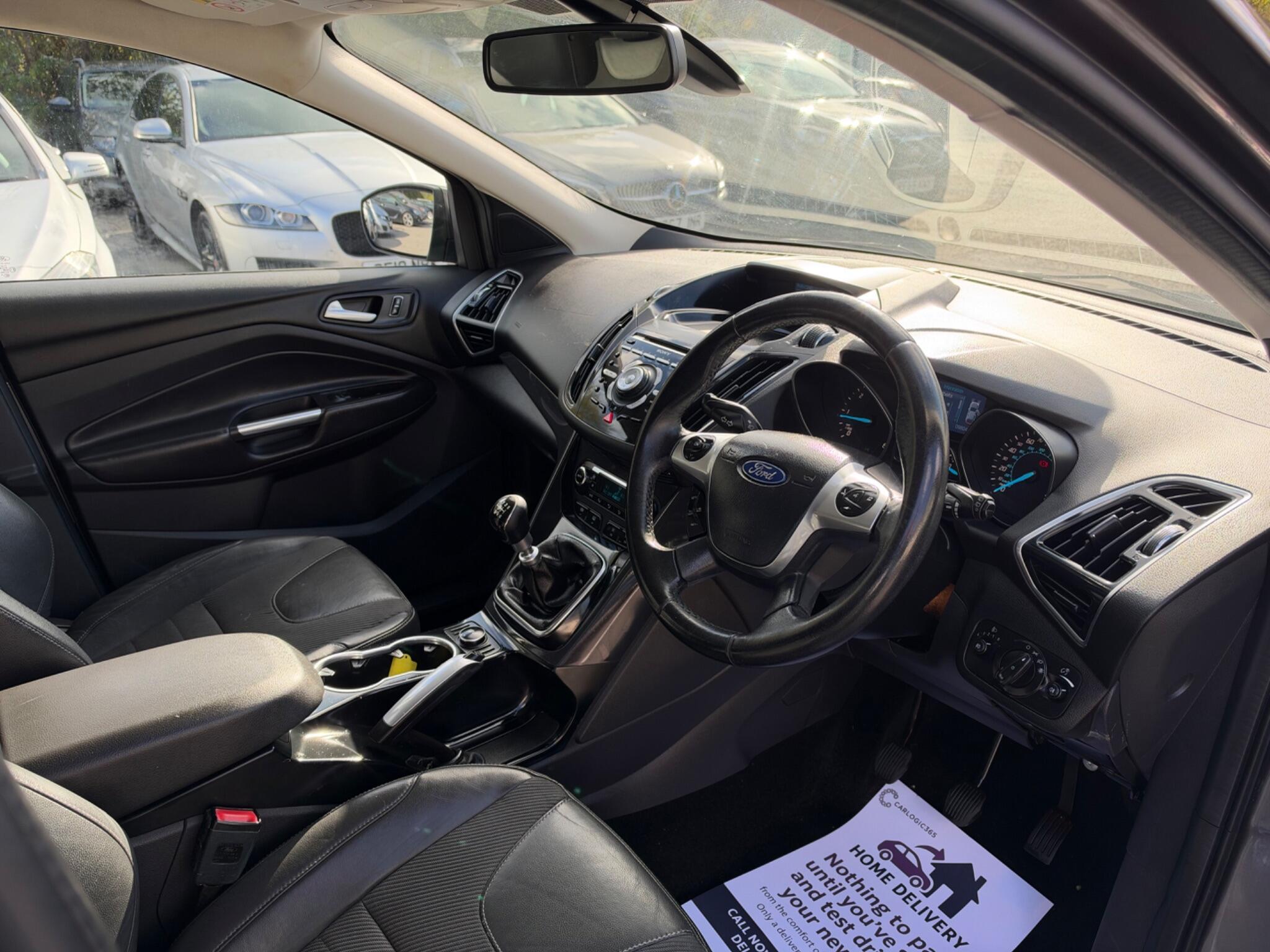 Ford Kuga - Image 18