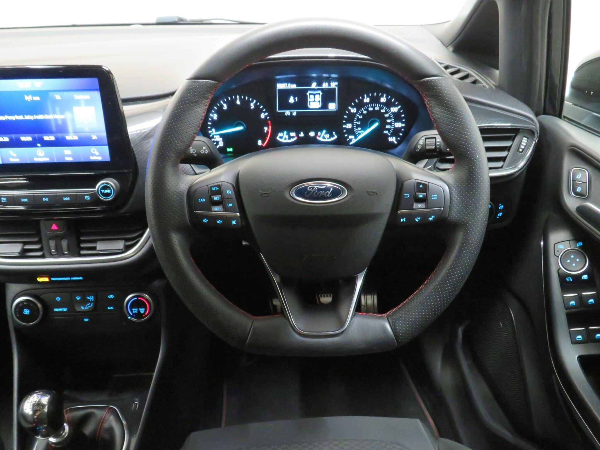 Ford Fiesta - Image 14