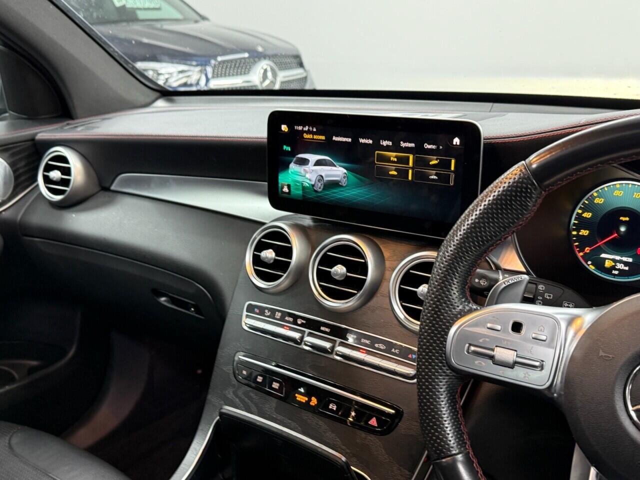 Mercedes GLC - Image 22