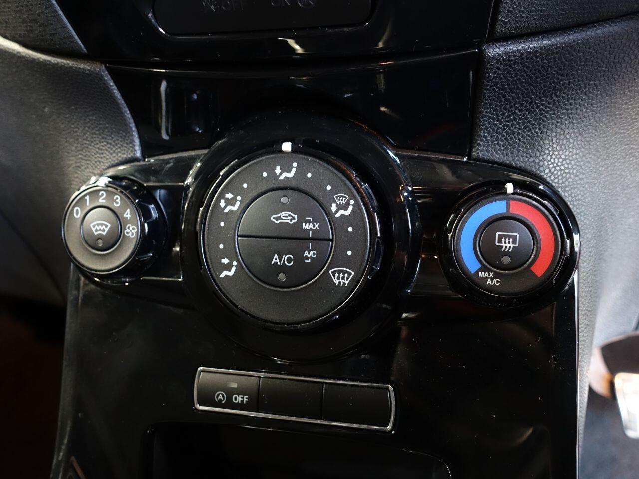 Ford Fiesta - Image 20