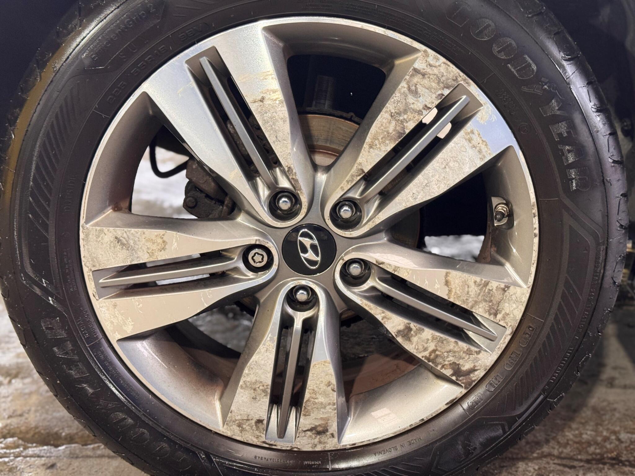 Hyundai ix35 - Image 15