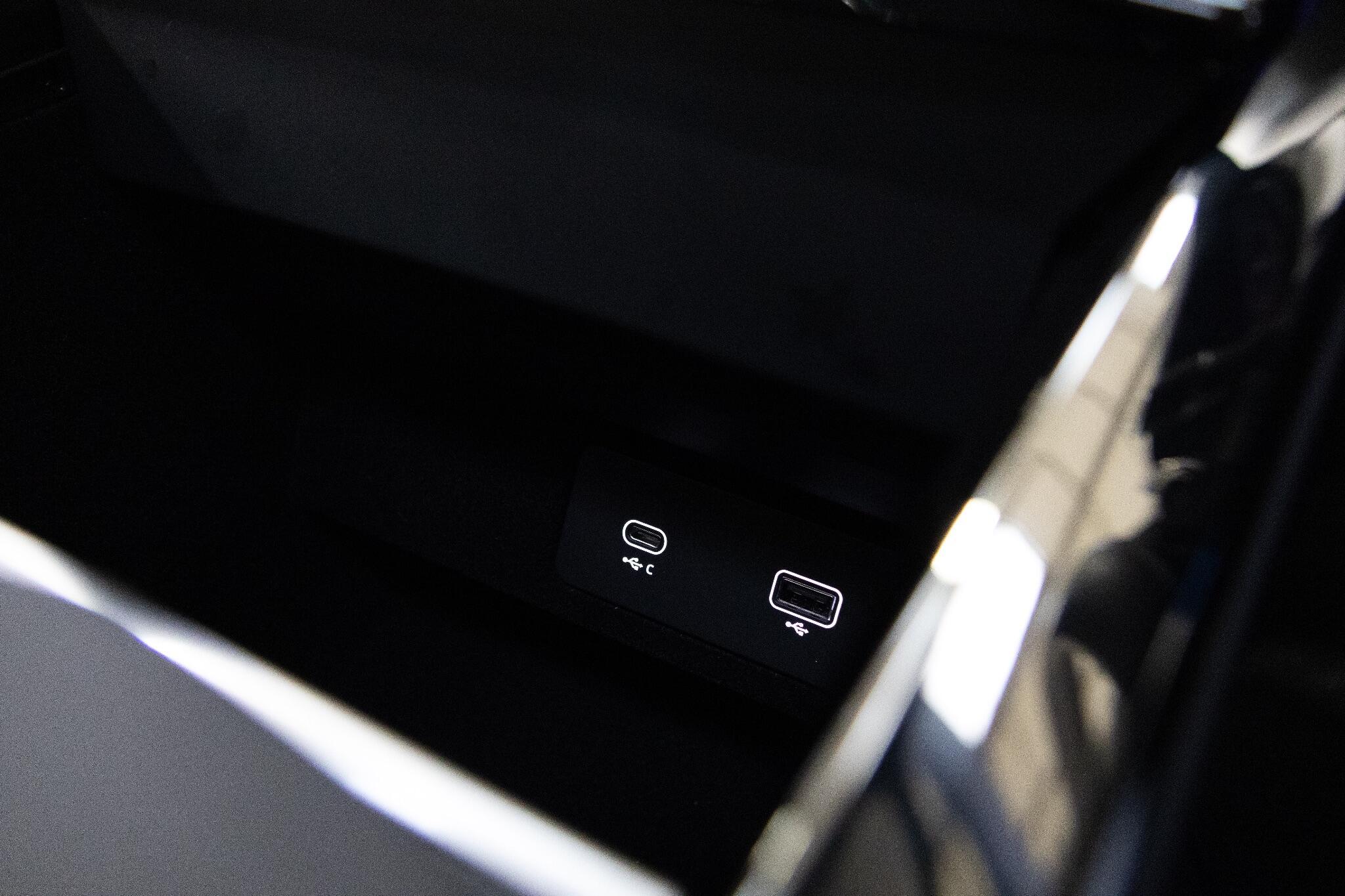 Land Rover RANGE ROVER SPORT - Image 37