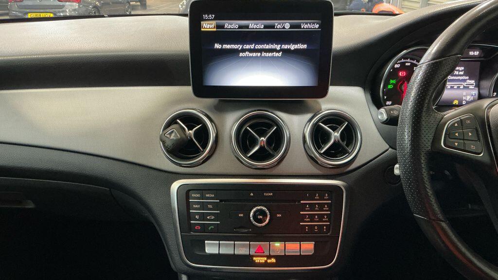 Mercedes-benz GLA - Image 3