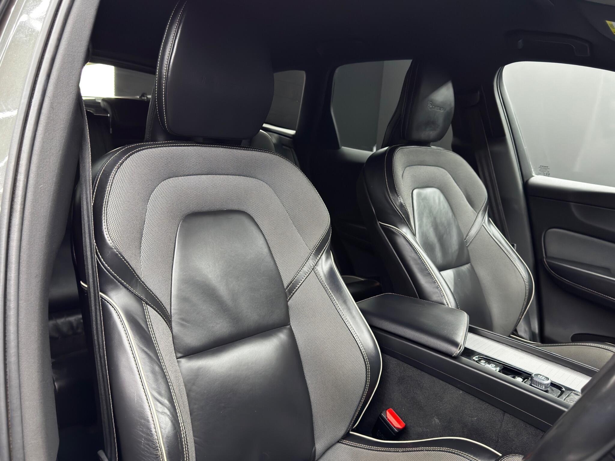 Volvo XC60 - Image 12