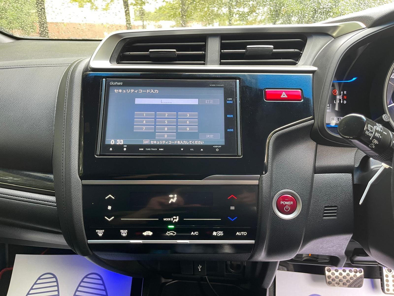 Honda FIT - Image 33