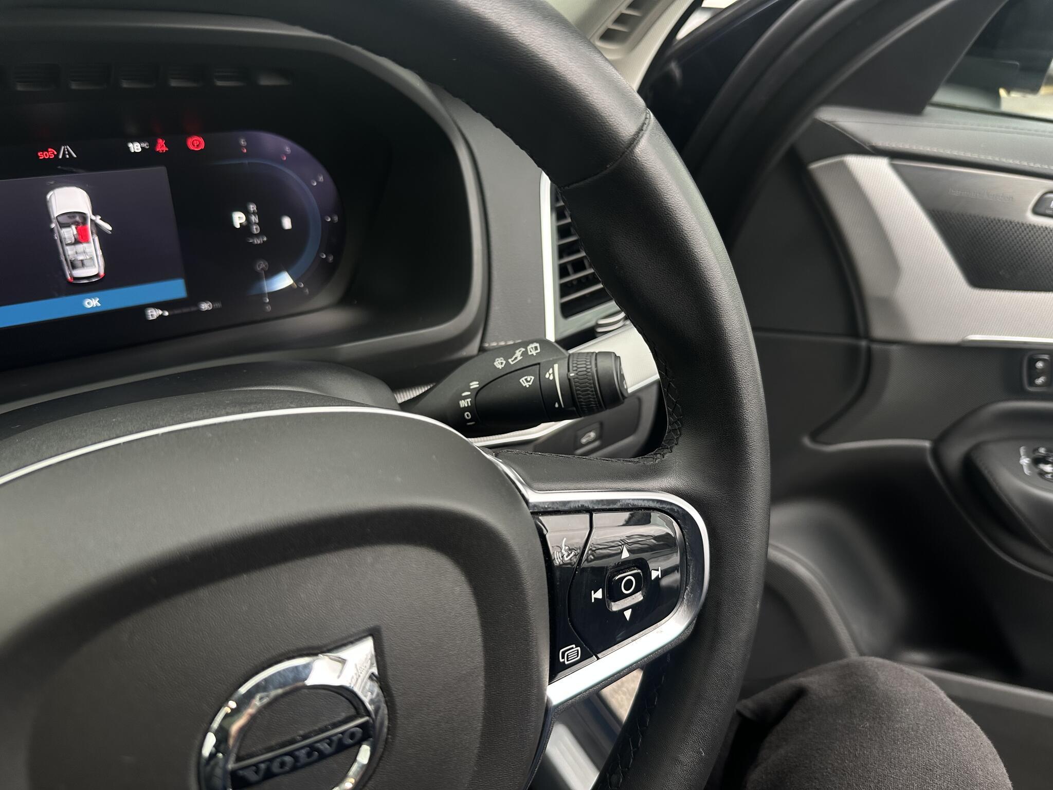 Volvo XC90 - Image 8