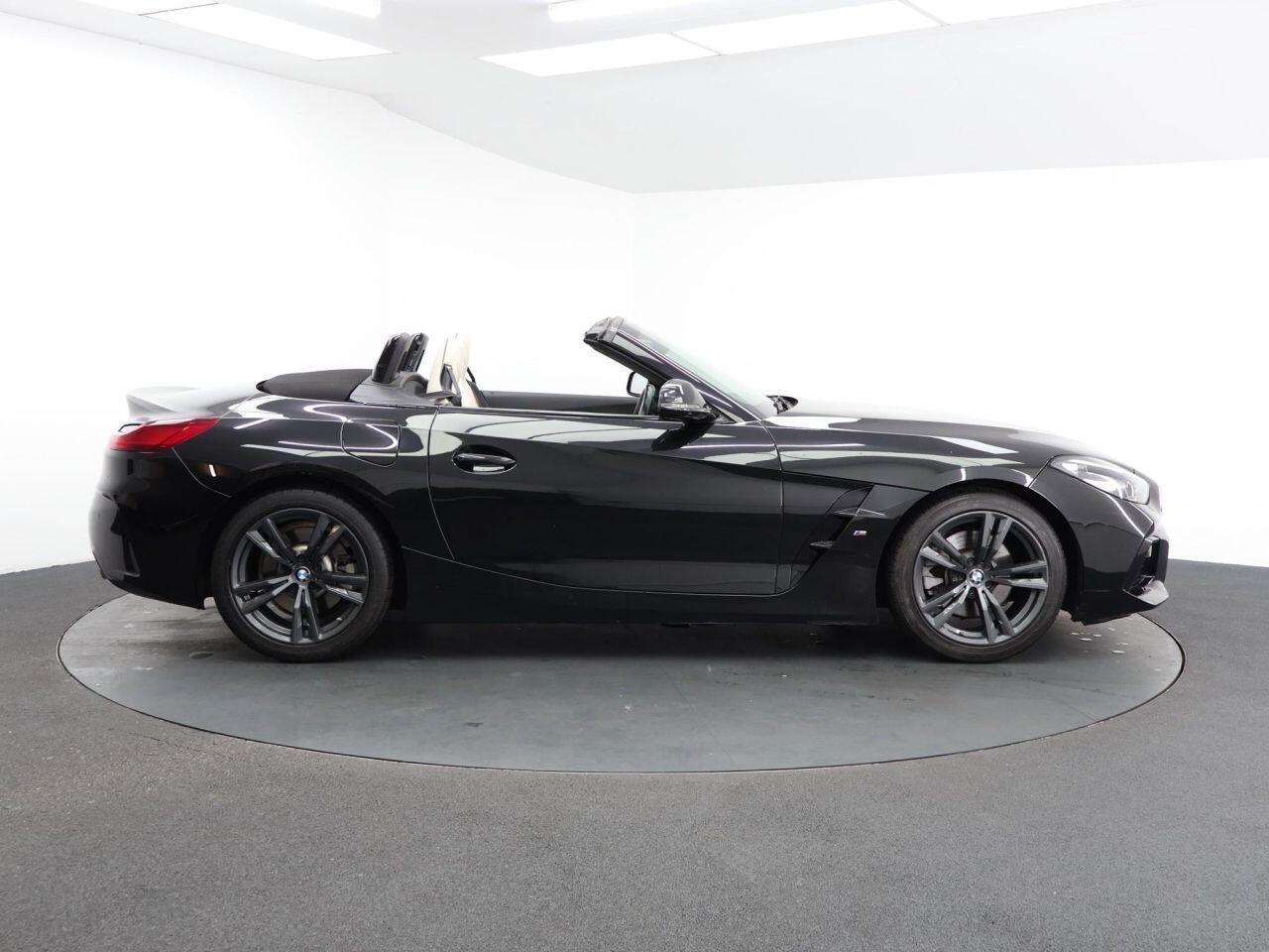 BMW Z4 - Image 11