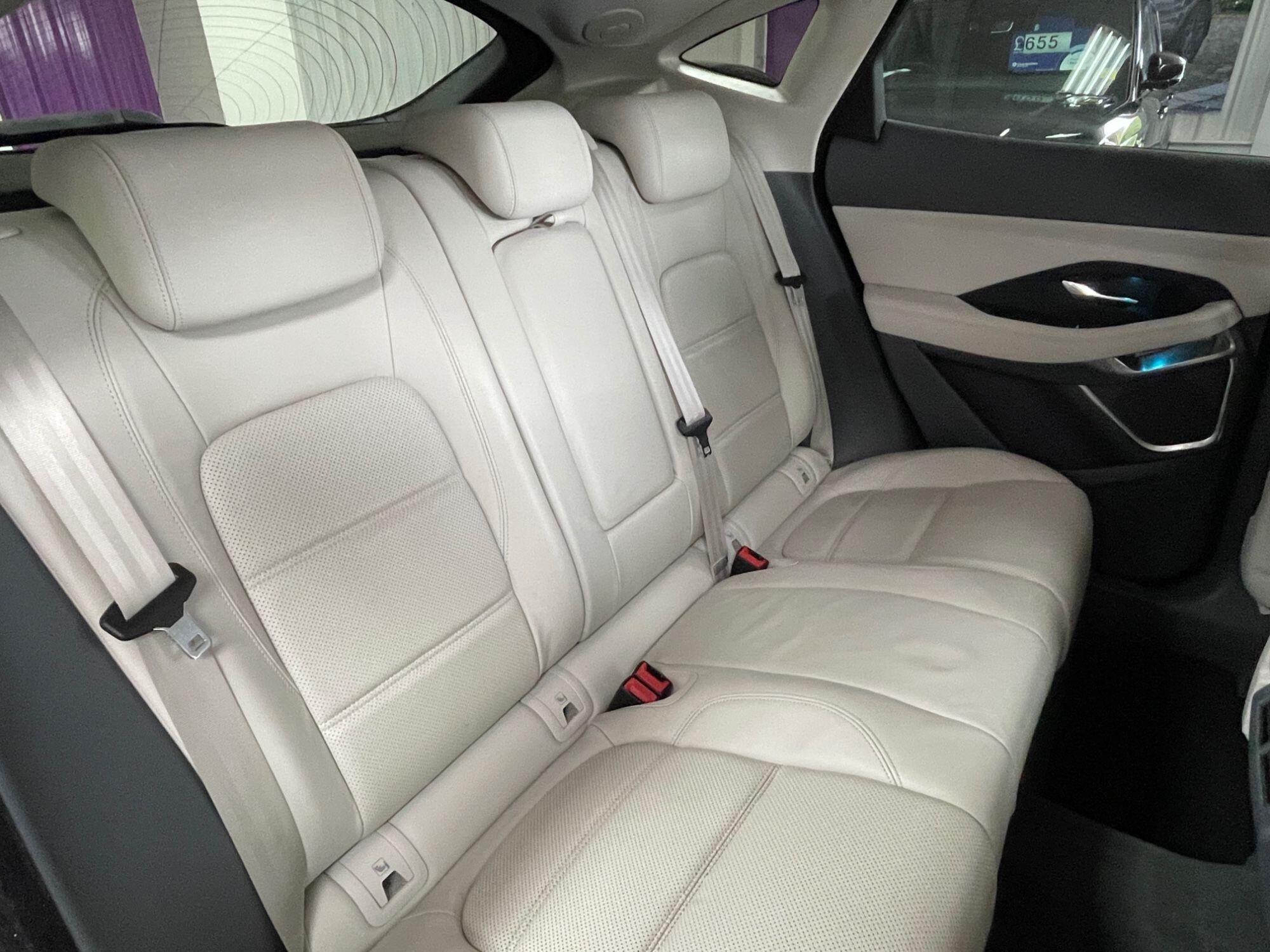 Jaguar E-Pace - Image 30
