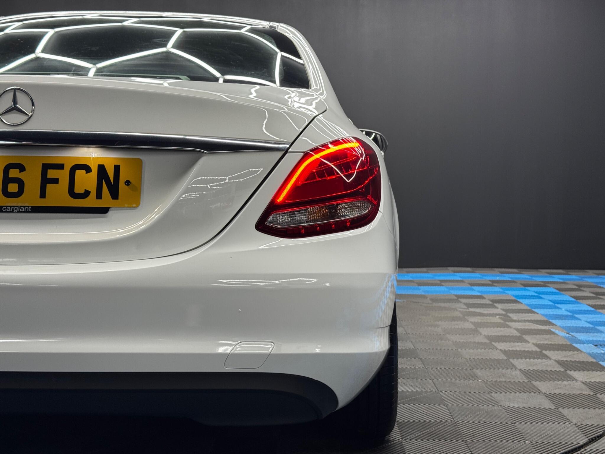 Mercedes C Class - Image 39