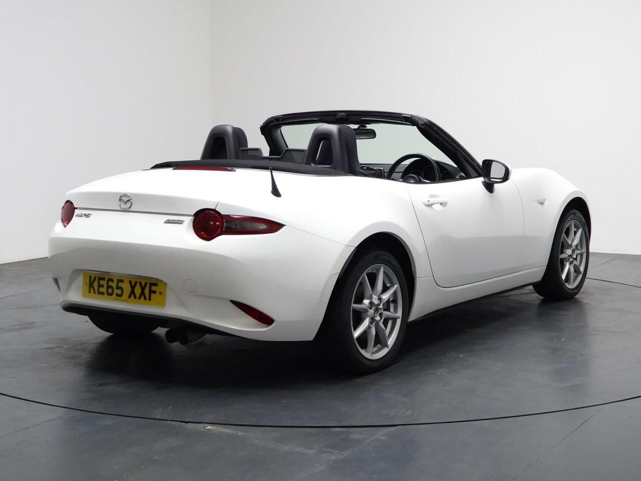 Mazda MX-5 - Image 12