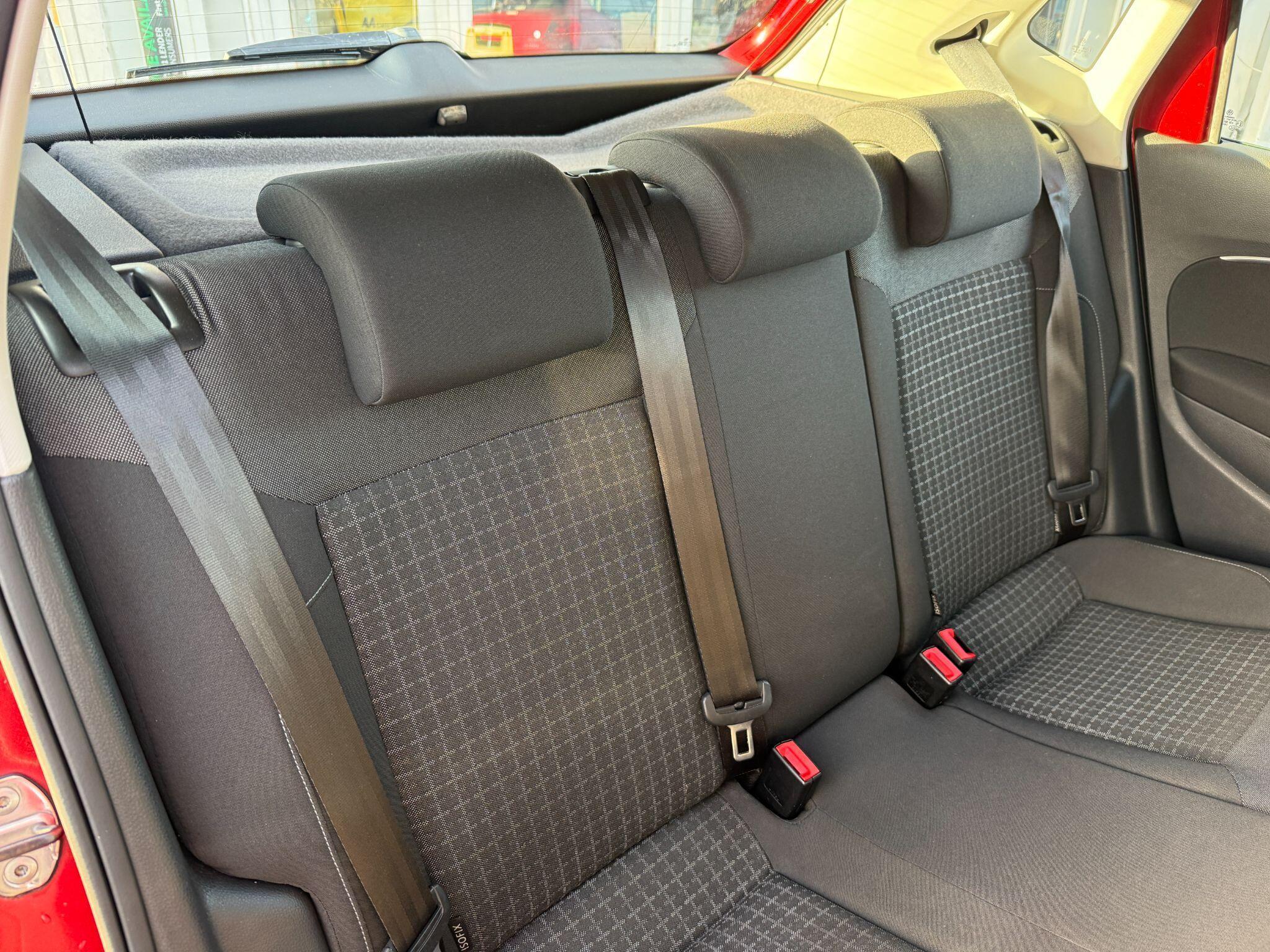 Volkswagen Polo - Image 4