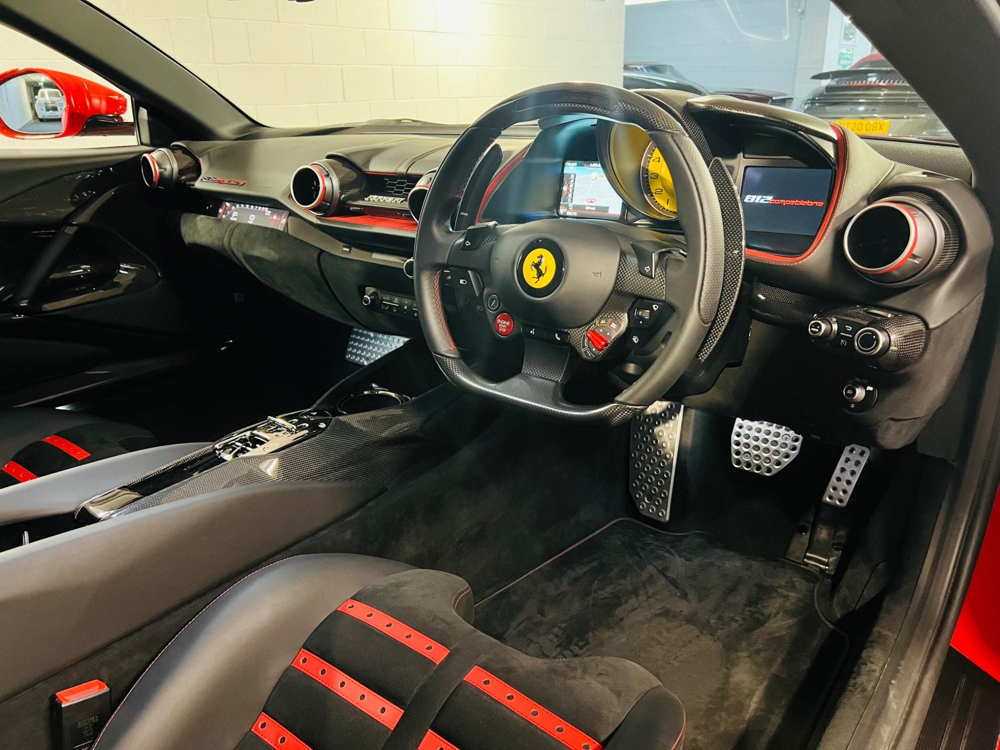 Ferrari 812 Competizione - Image 9