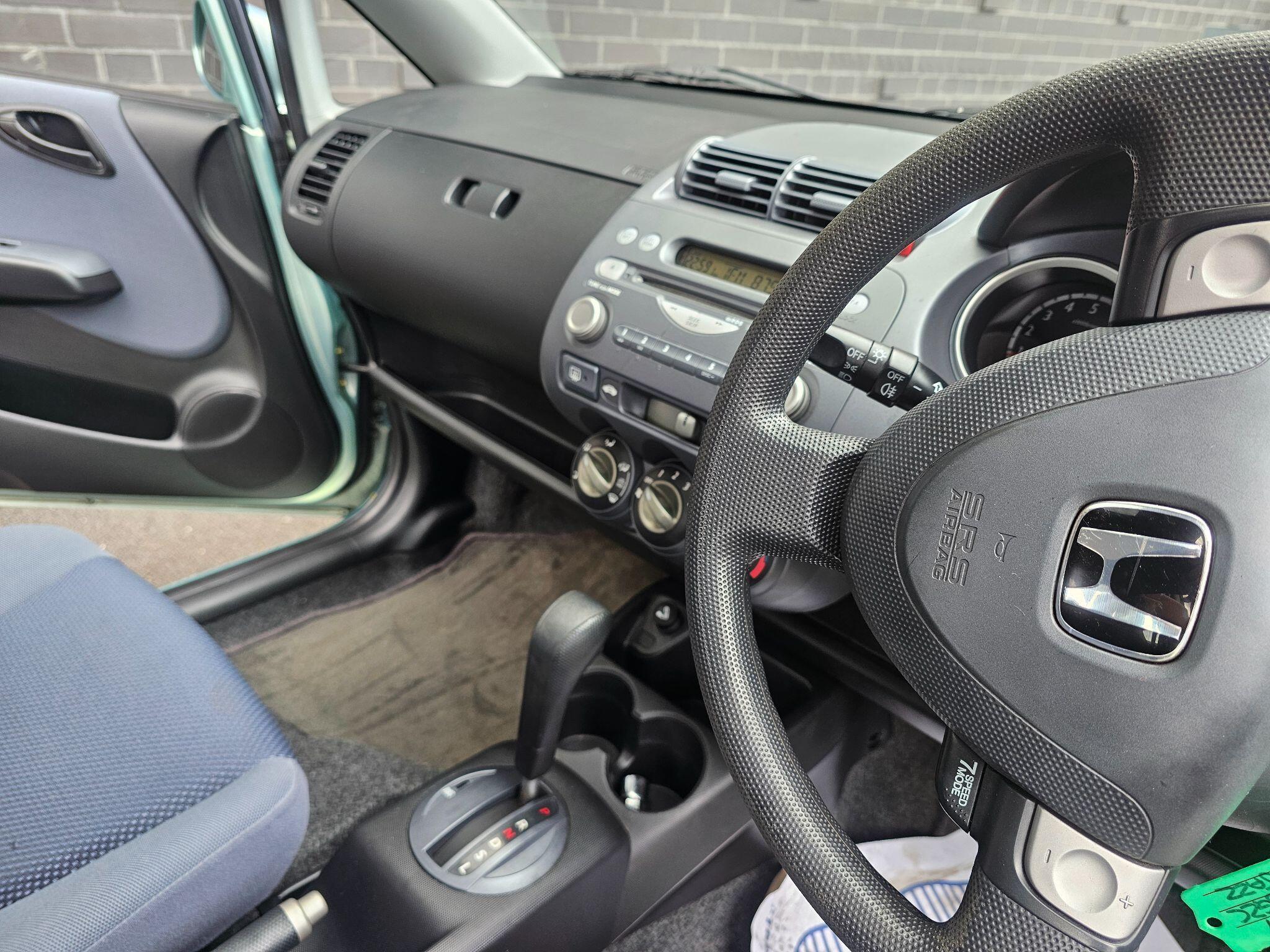 Honda Jazz - Image 18