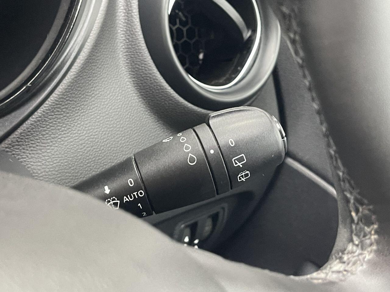 Renault Captur - Image 3