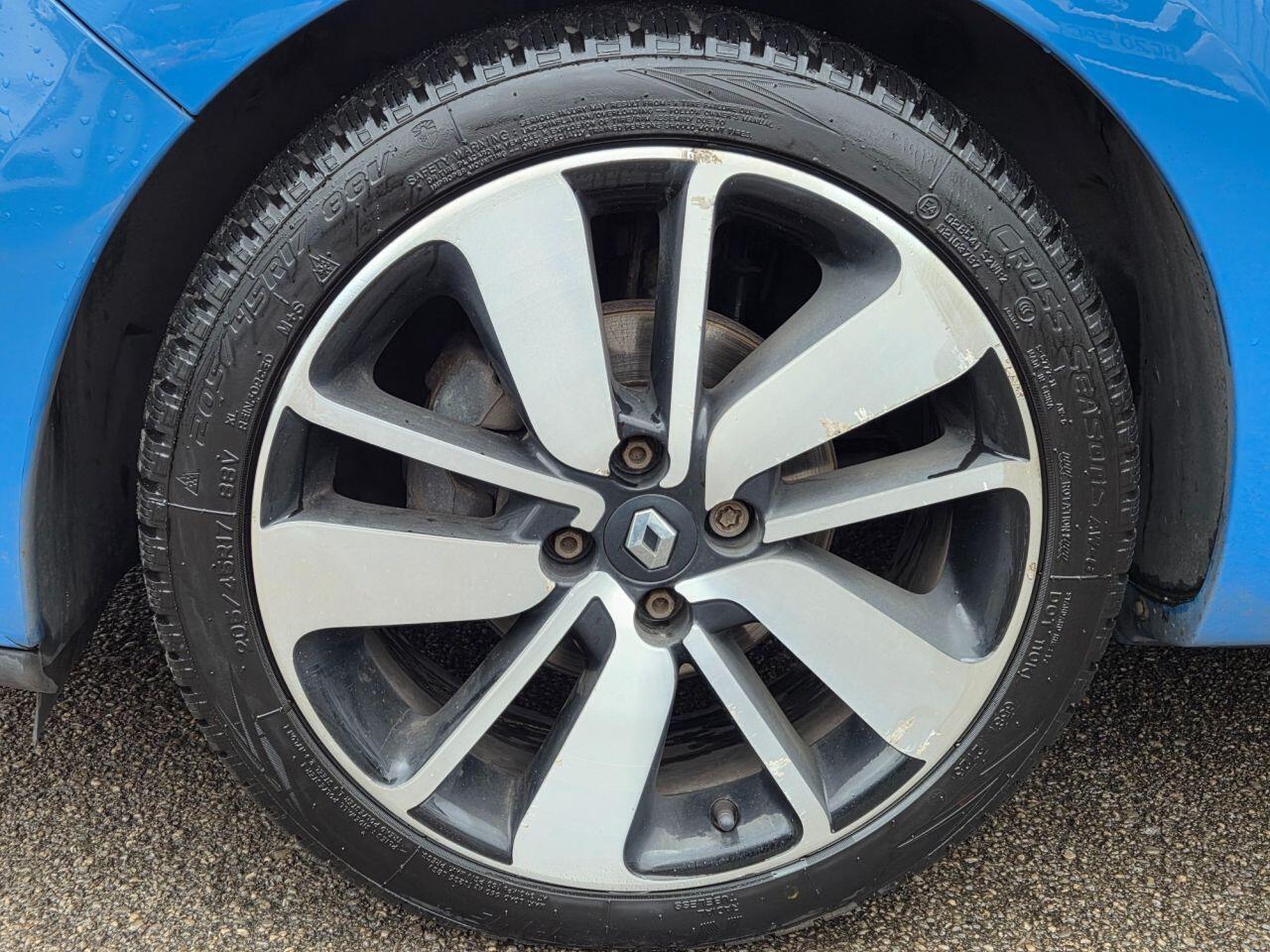 Renault Clio - Image 22