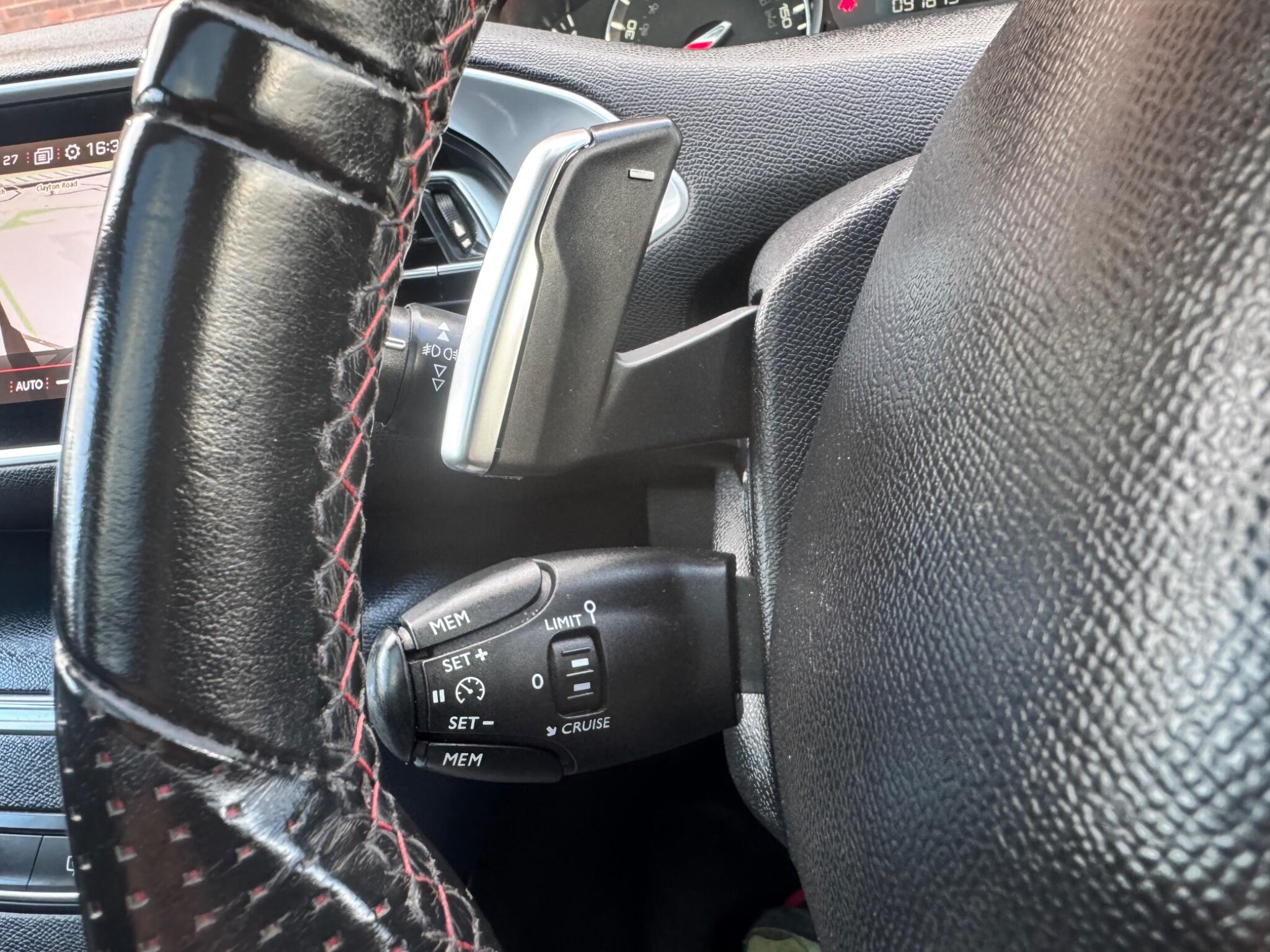 Peugeot 308 - Image 32