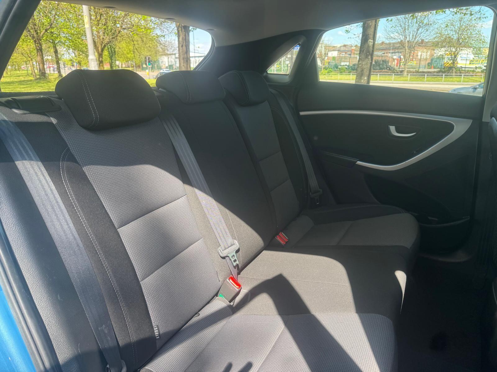 Hyundai i30 - Image 25