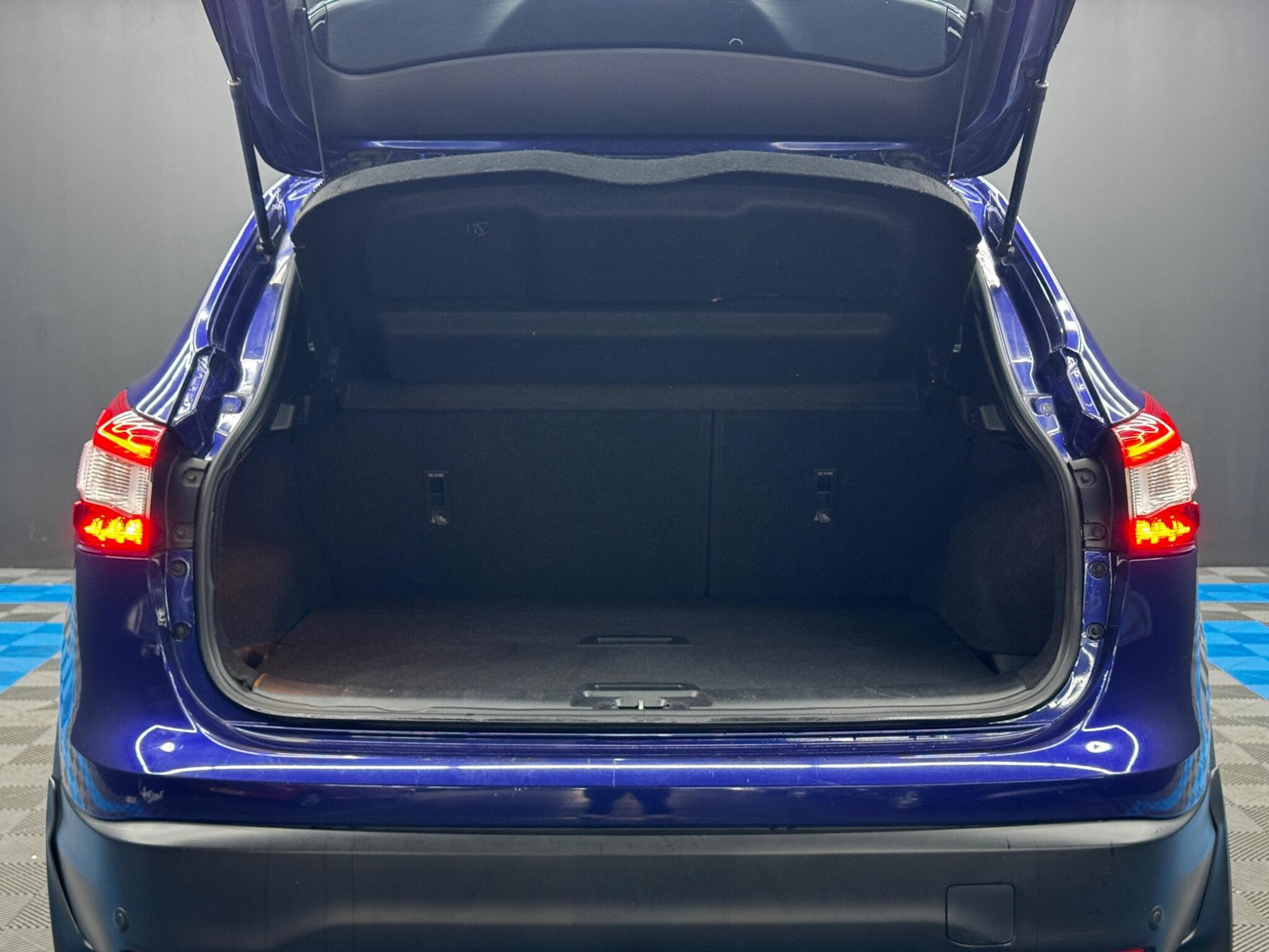 Nissan Qashqai - Image 35