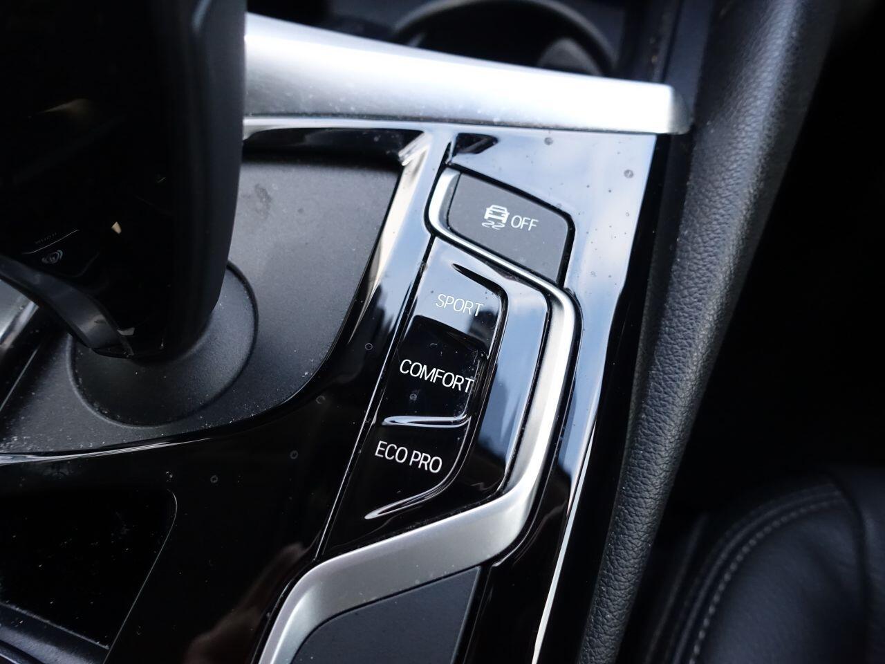 BMW 5 Series - Image 31