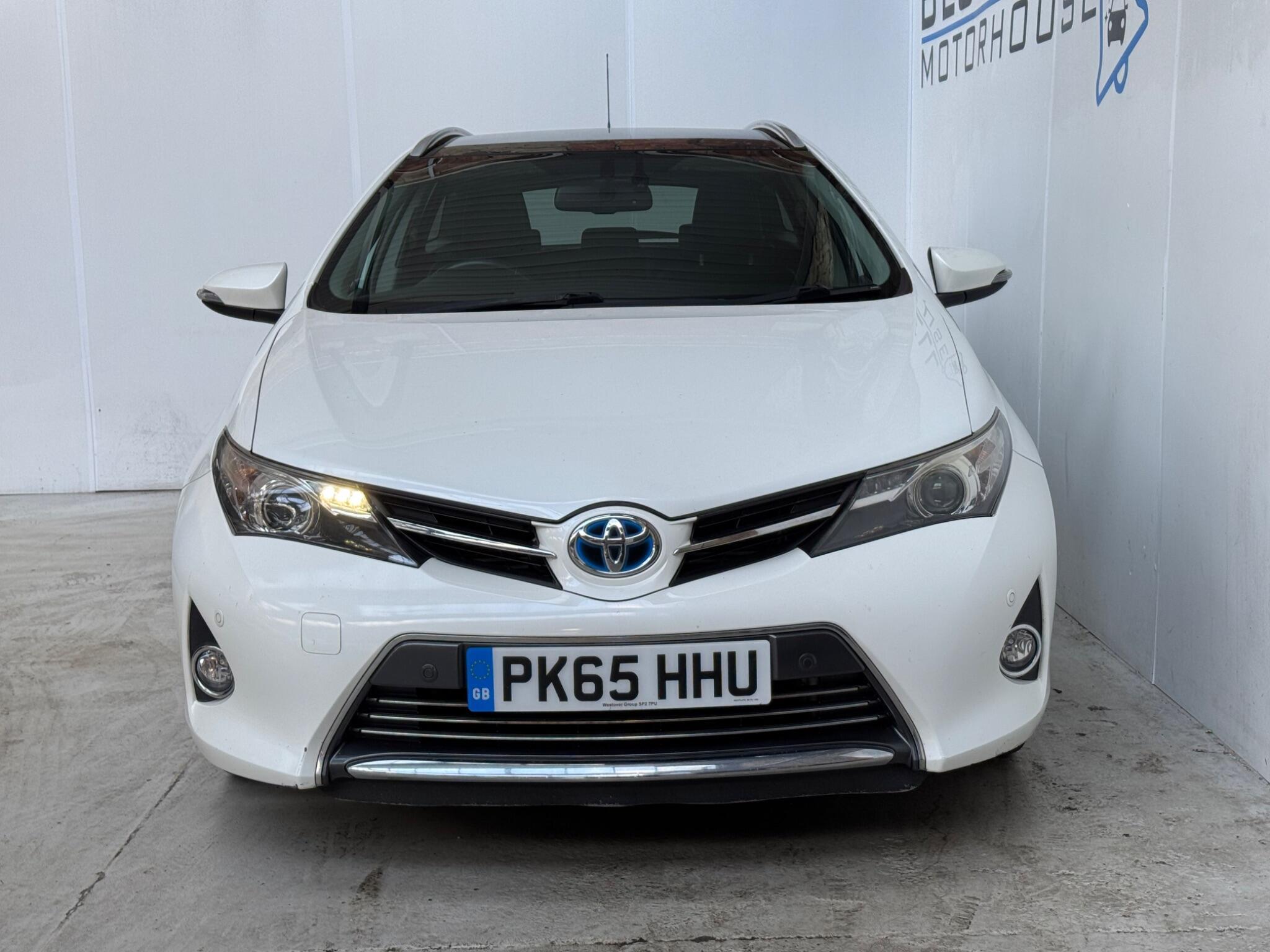 Toyota Auris - Image 2