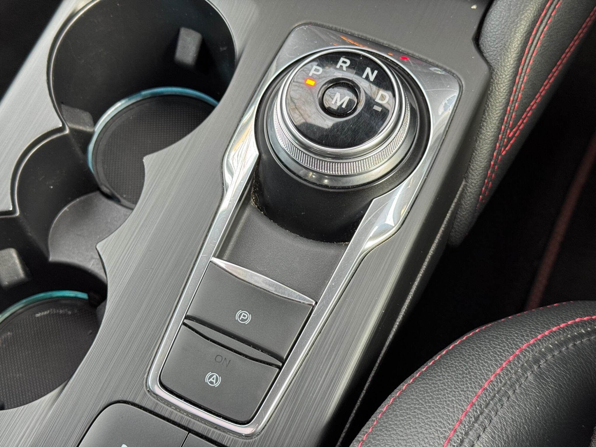 Ford Focus - Image 11