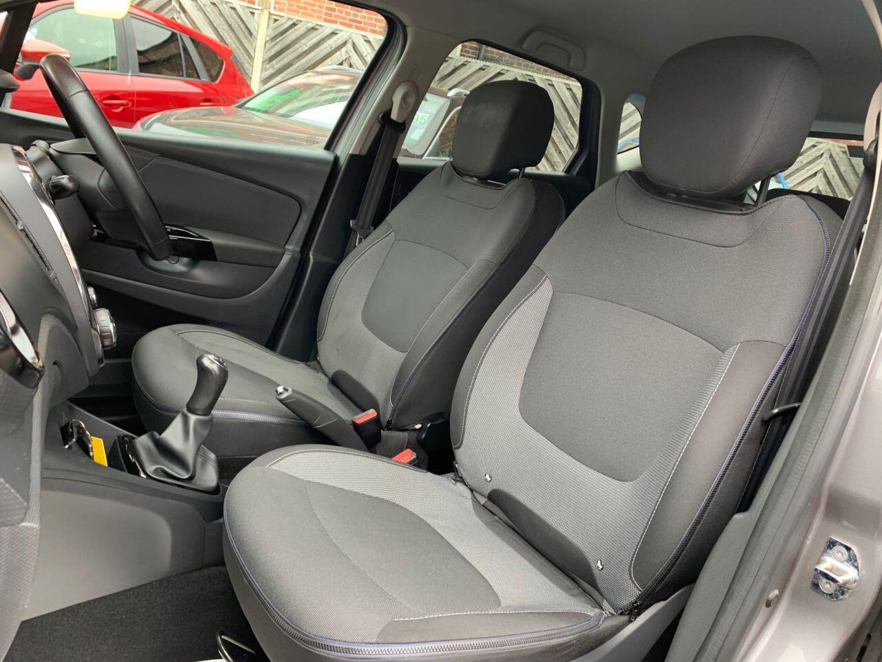 Renault Captur - Image 15