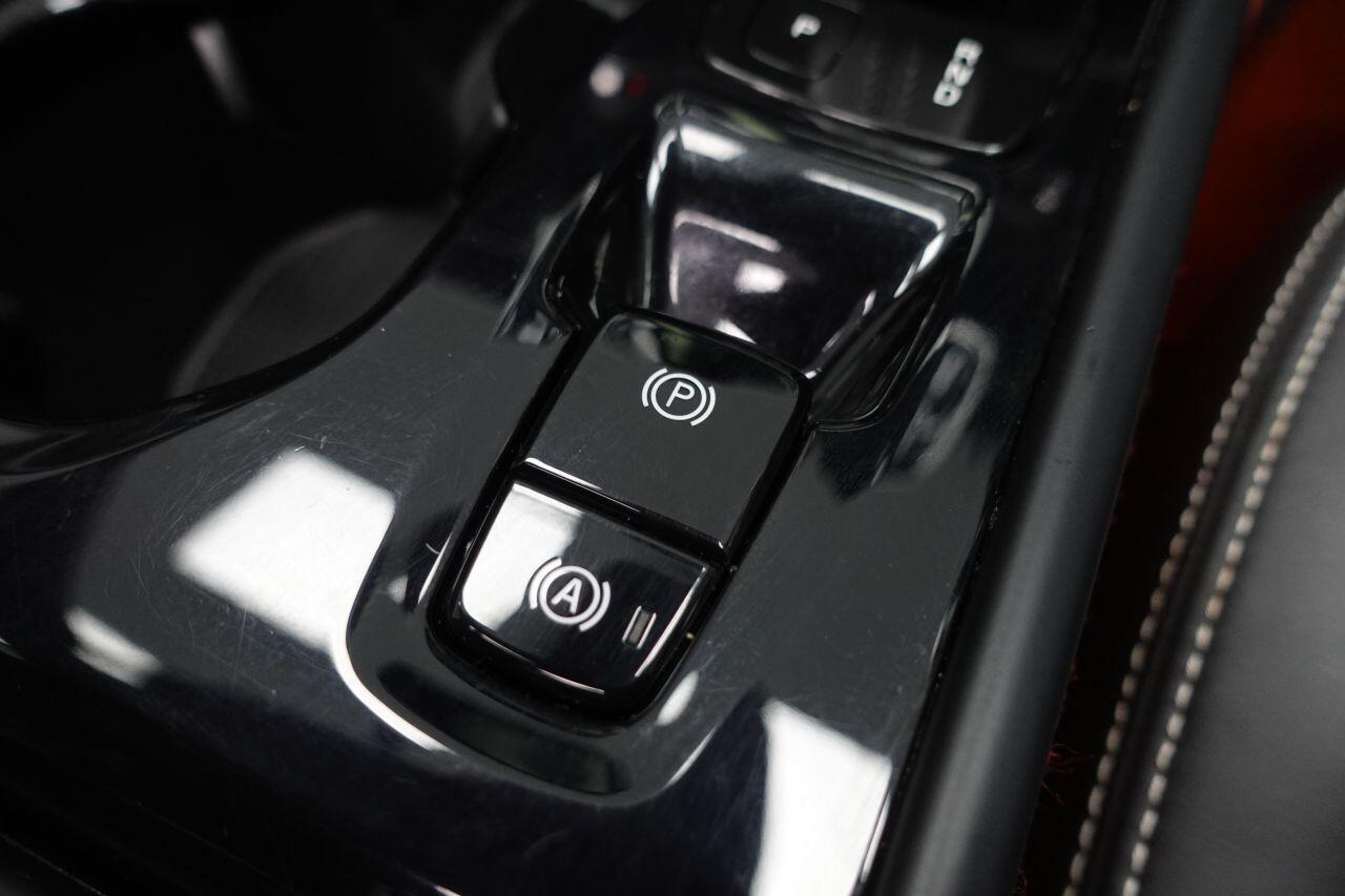 Volvo XC40 - Image 55